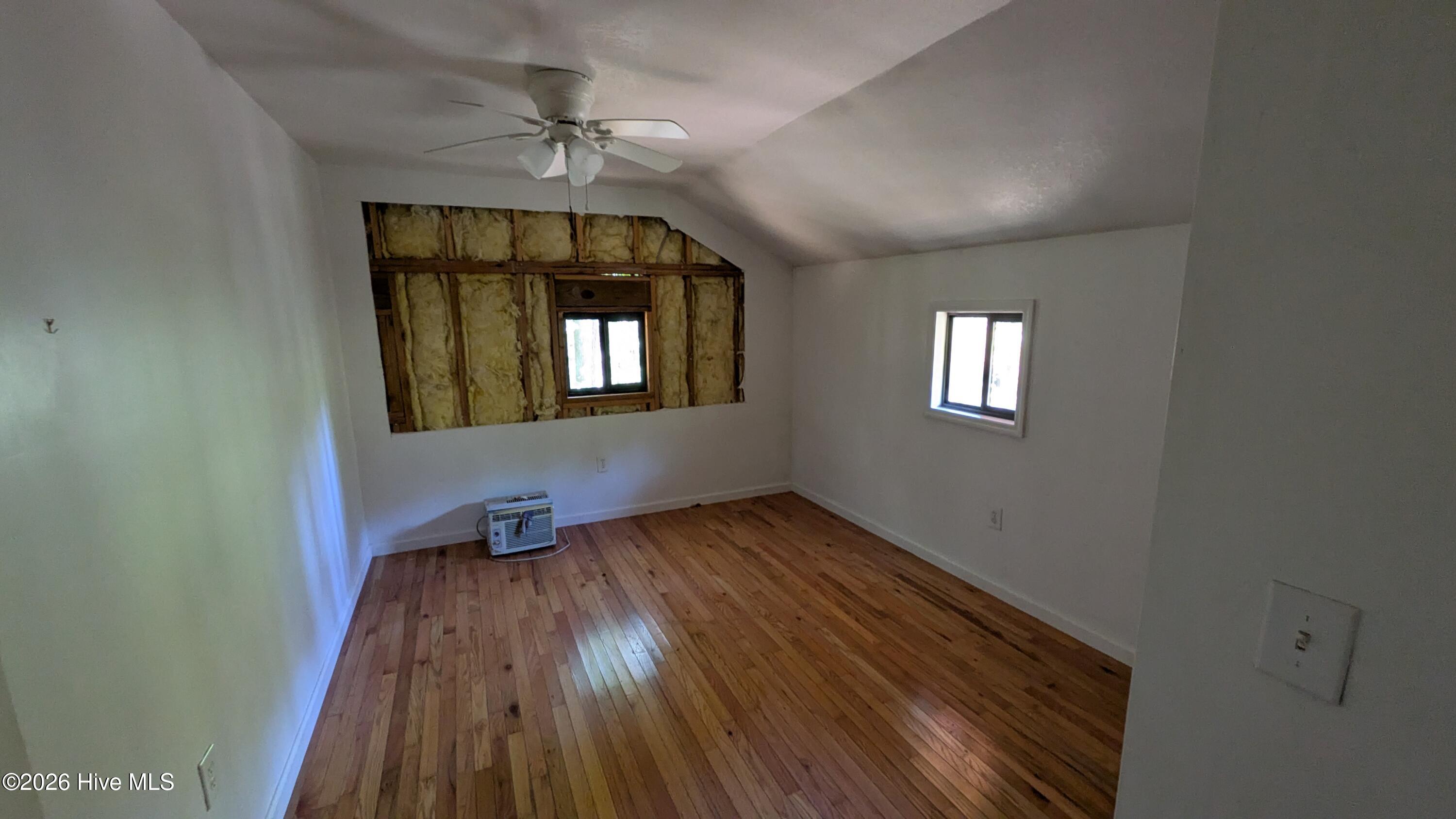 25 Raymond Road Property Photo 18
