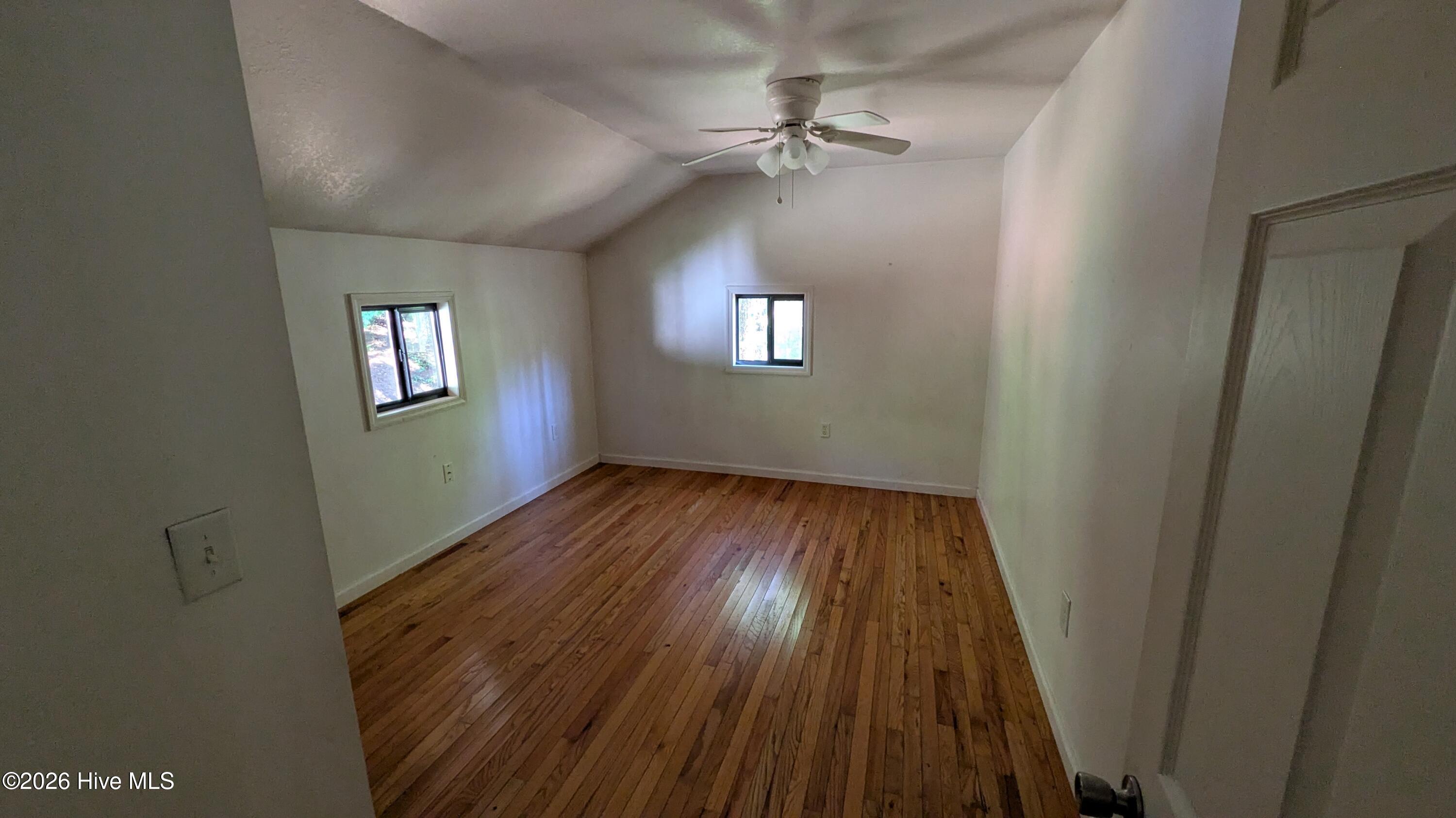 25 Raymond Road Property Photo 19