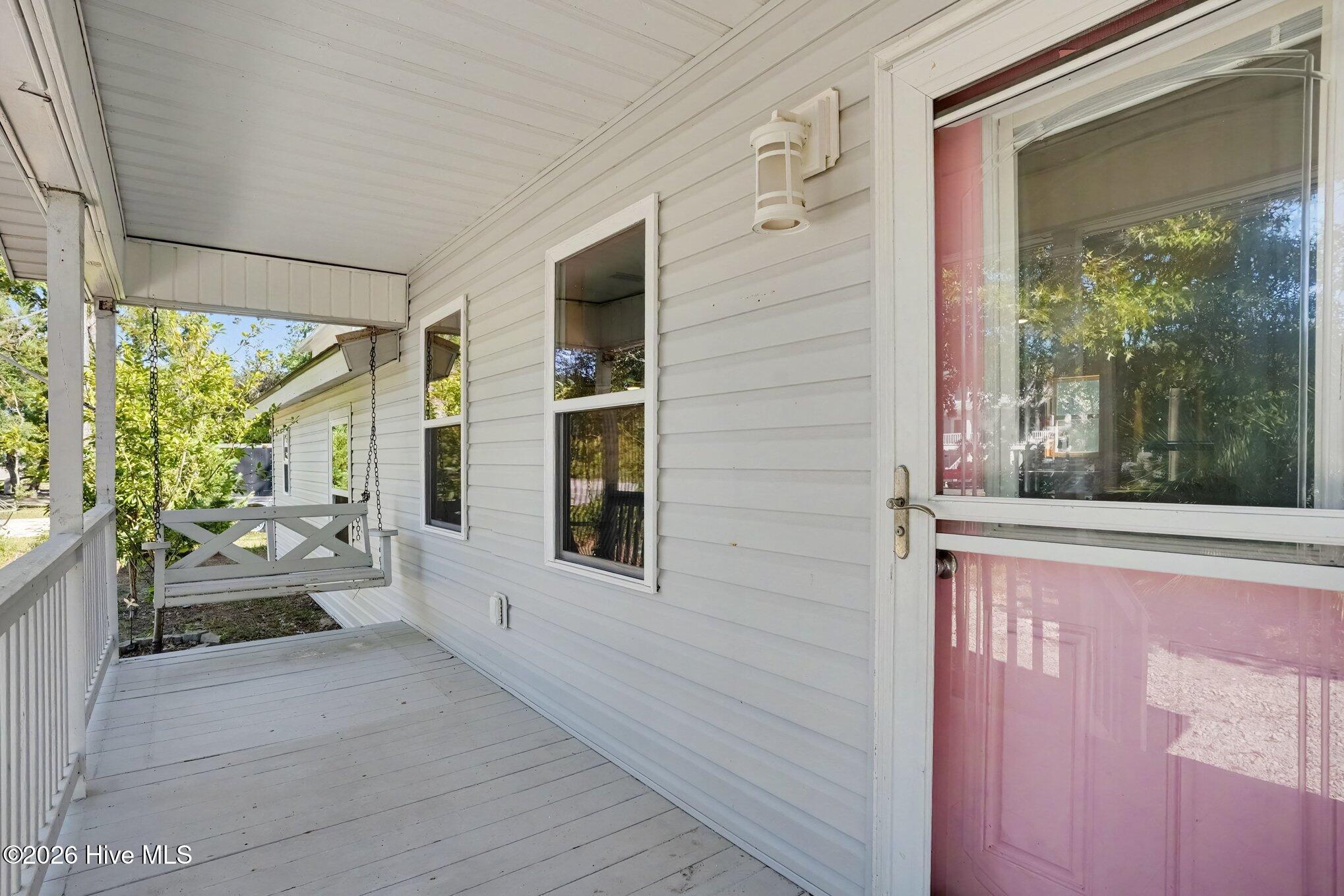 124 N Middleton Avenue Property Photo 4