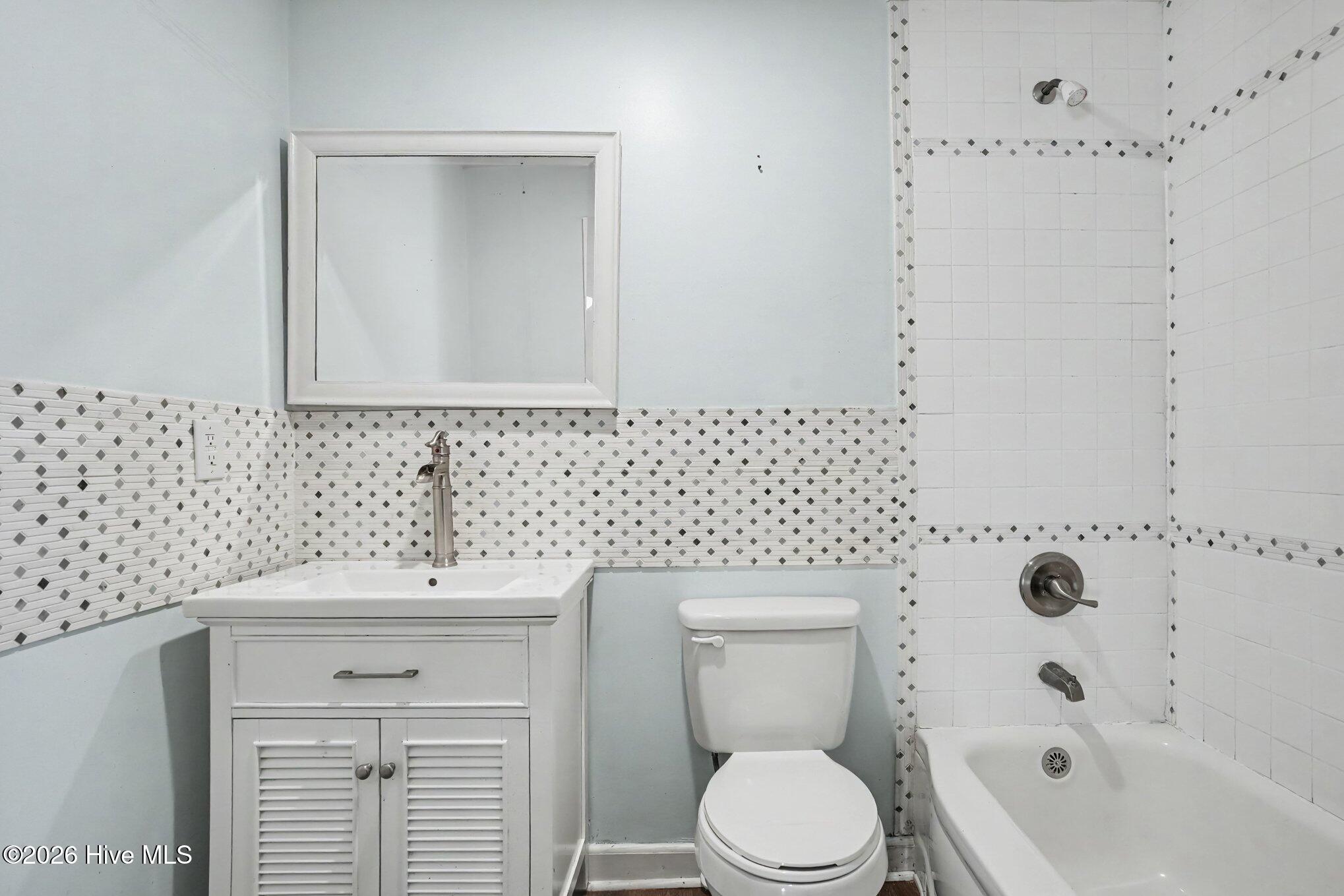 124 N Middleton Avenue Property Photo 12