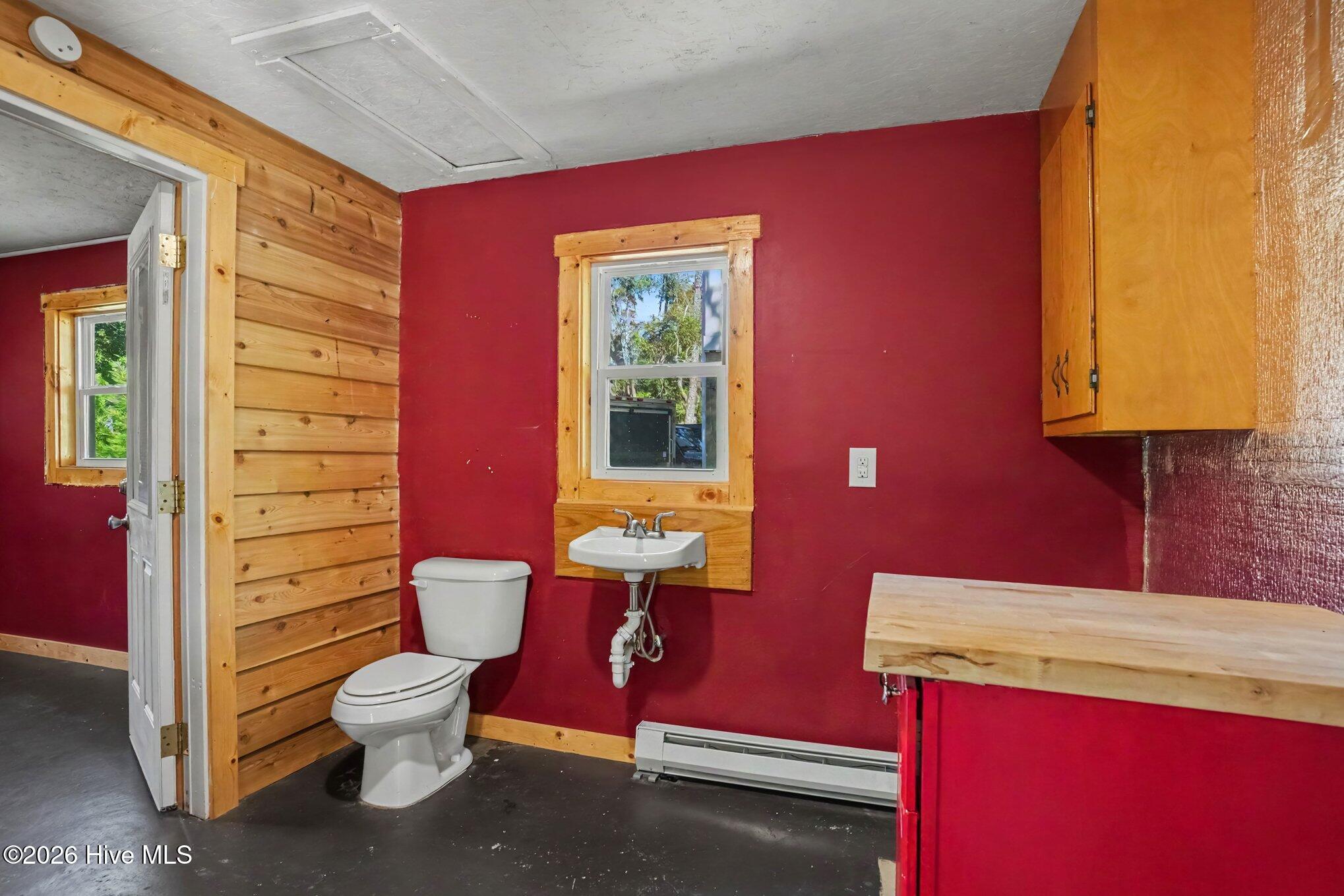 124 N Middleton Avenue Property Photo 21