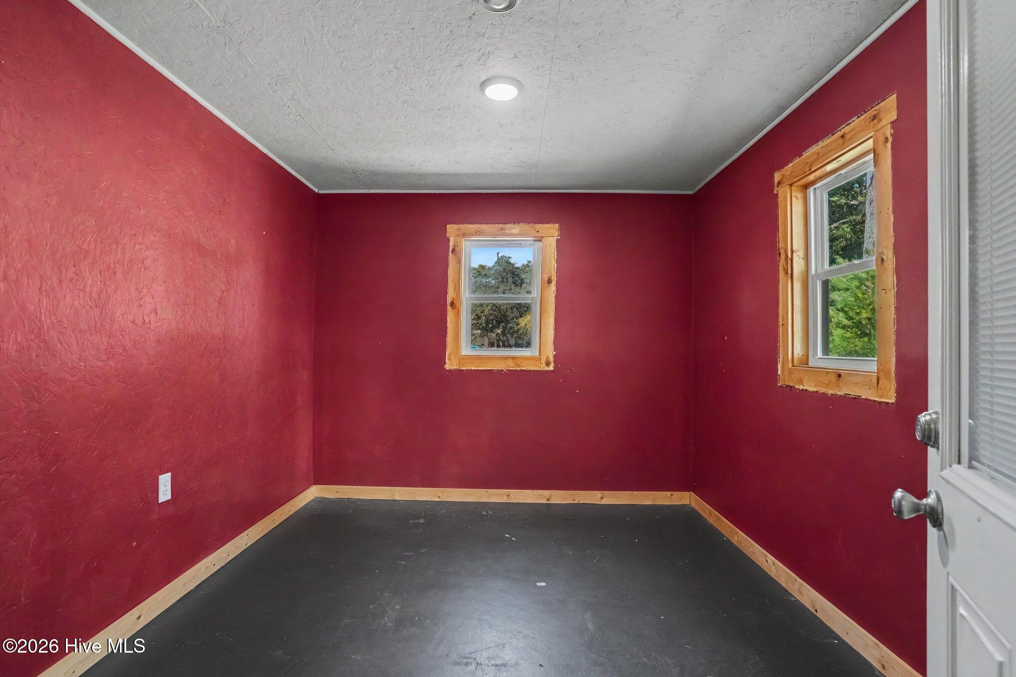 124 N Middleton Avenue Property Photo 23