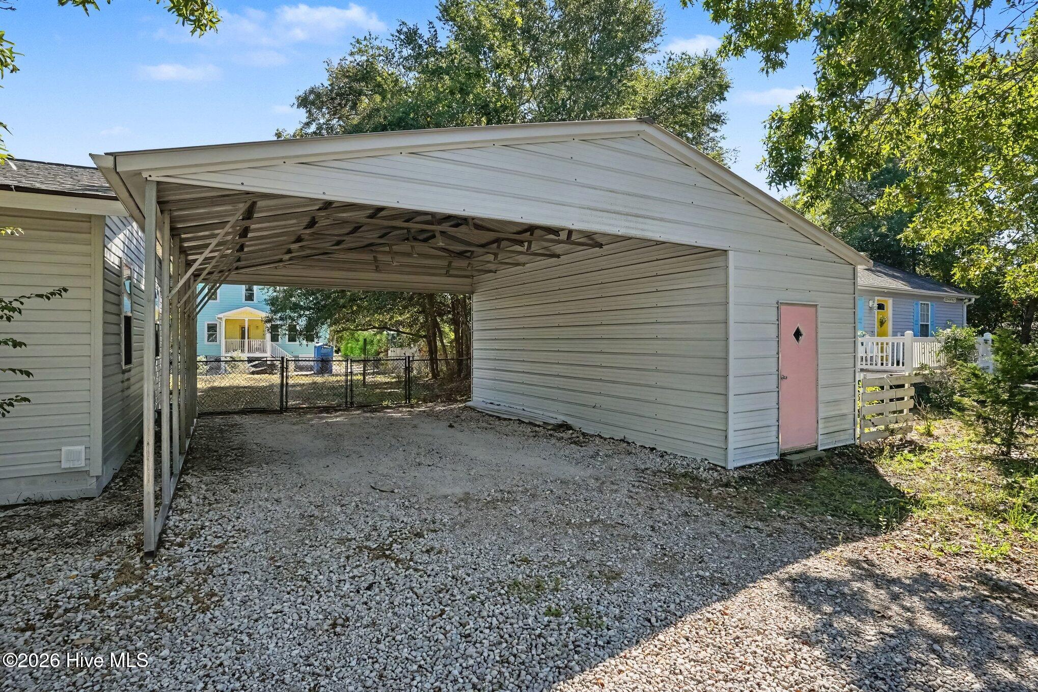 124 N Middleton Avenue Property Photo 33