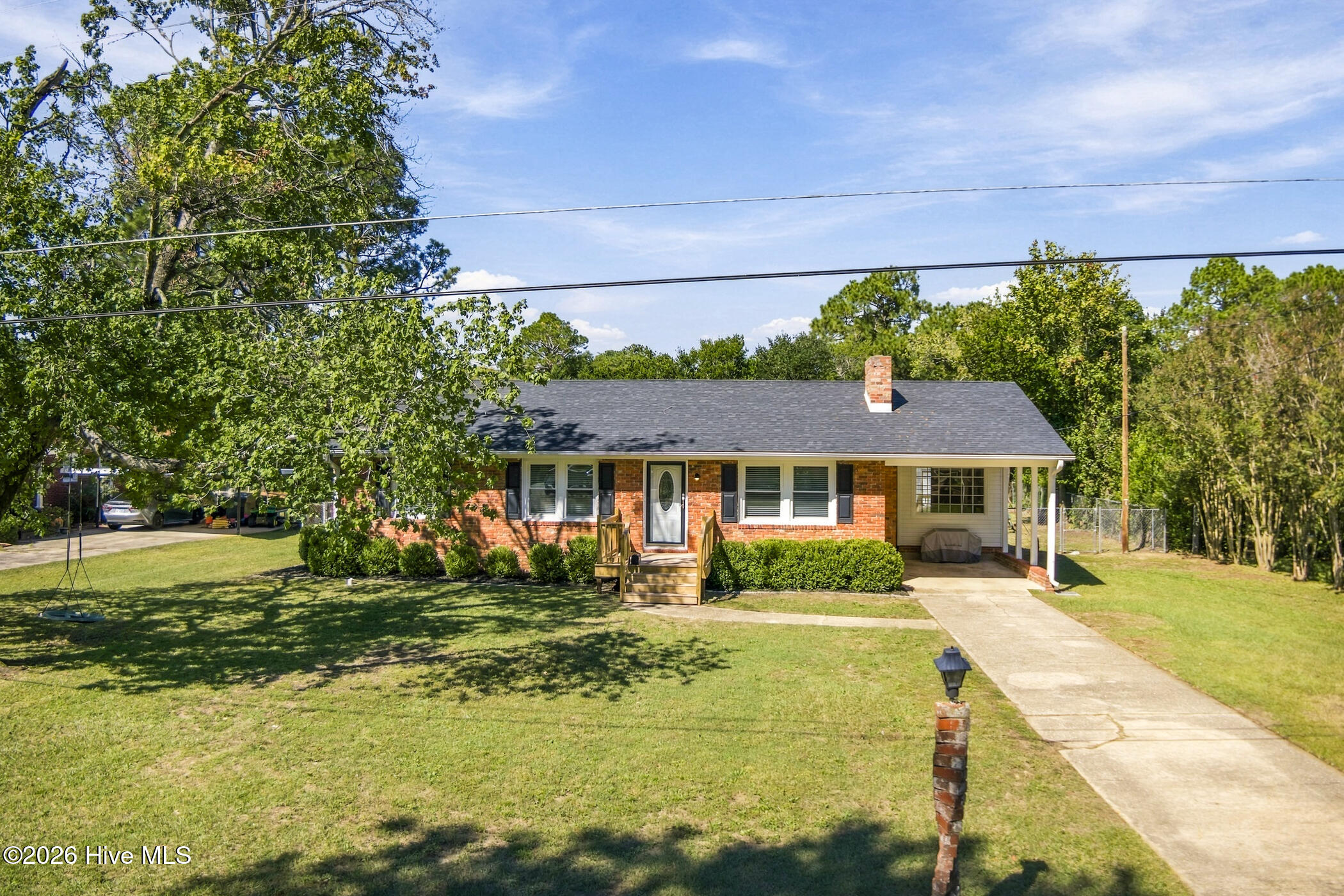 202 Mclean Street Property Photo 4