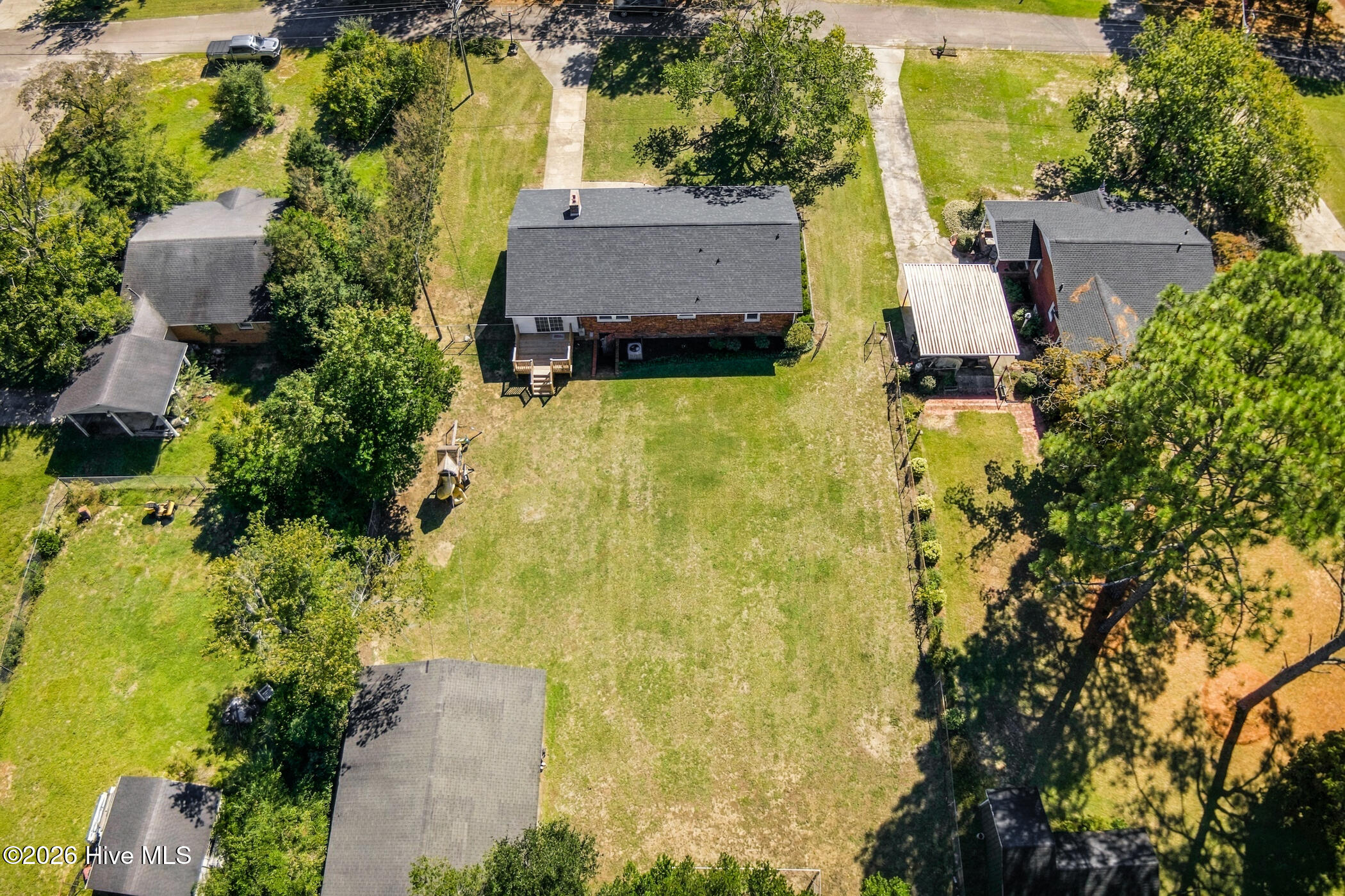 202 Mclean Street Property Photo 6