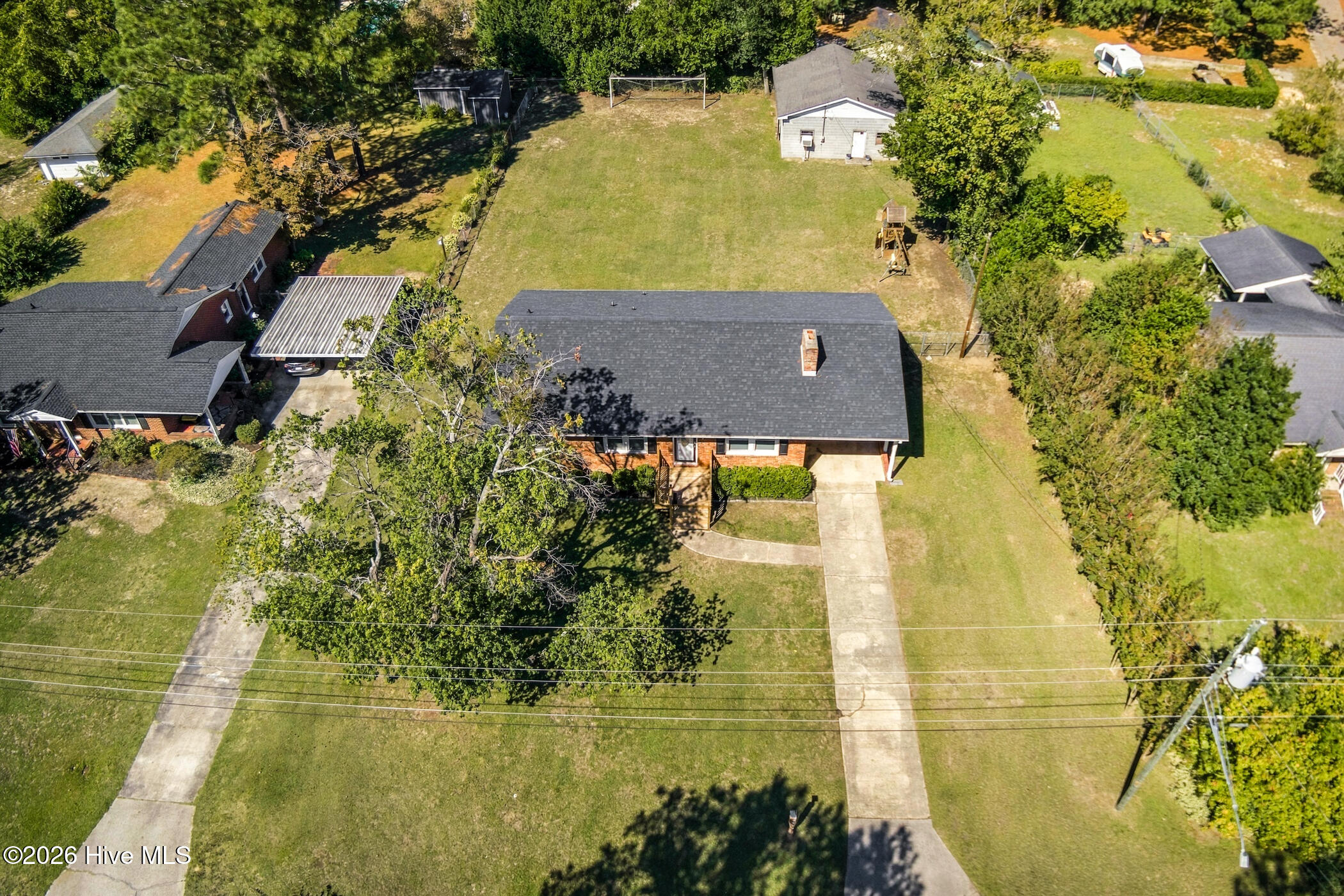 202 Mclean Street Property Photo 8