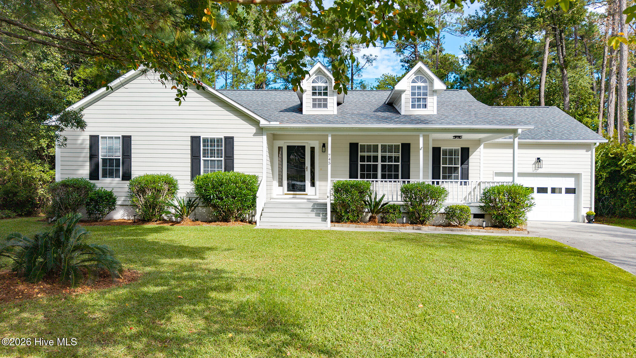 745 Comet Drive Property Photo 1