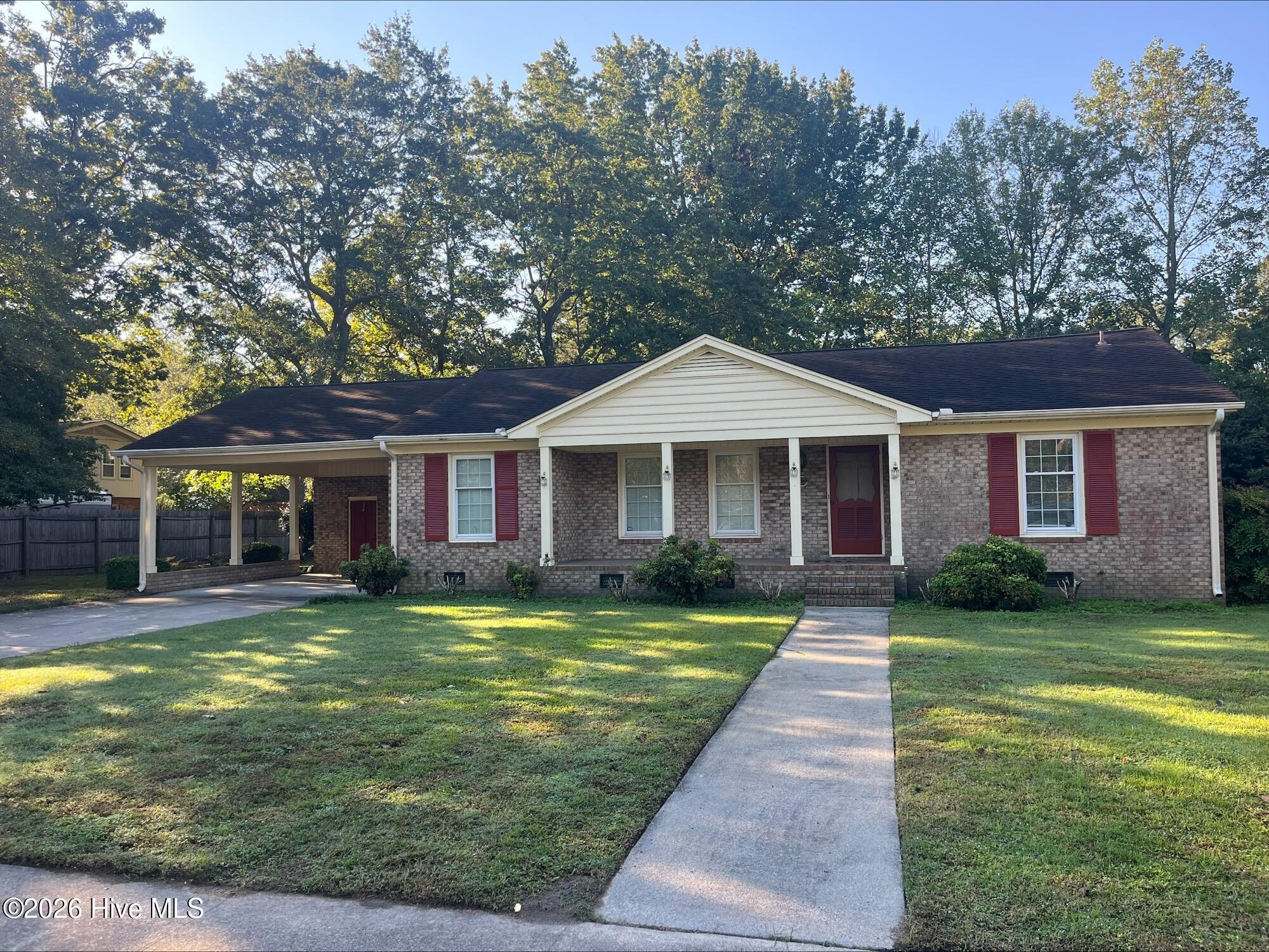 1214 S Wright Road Property Photo 1