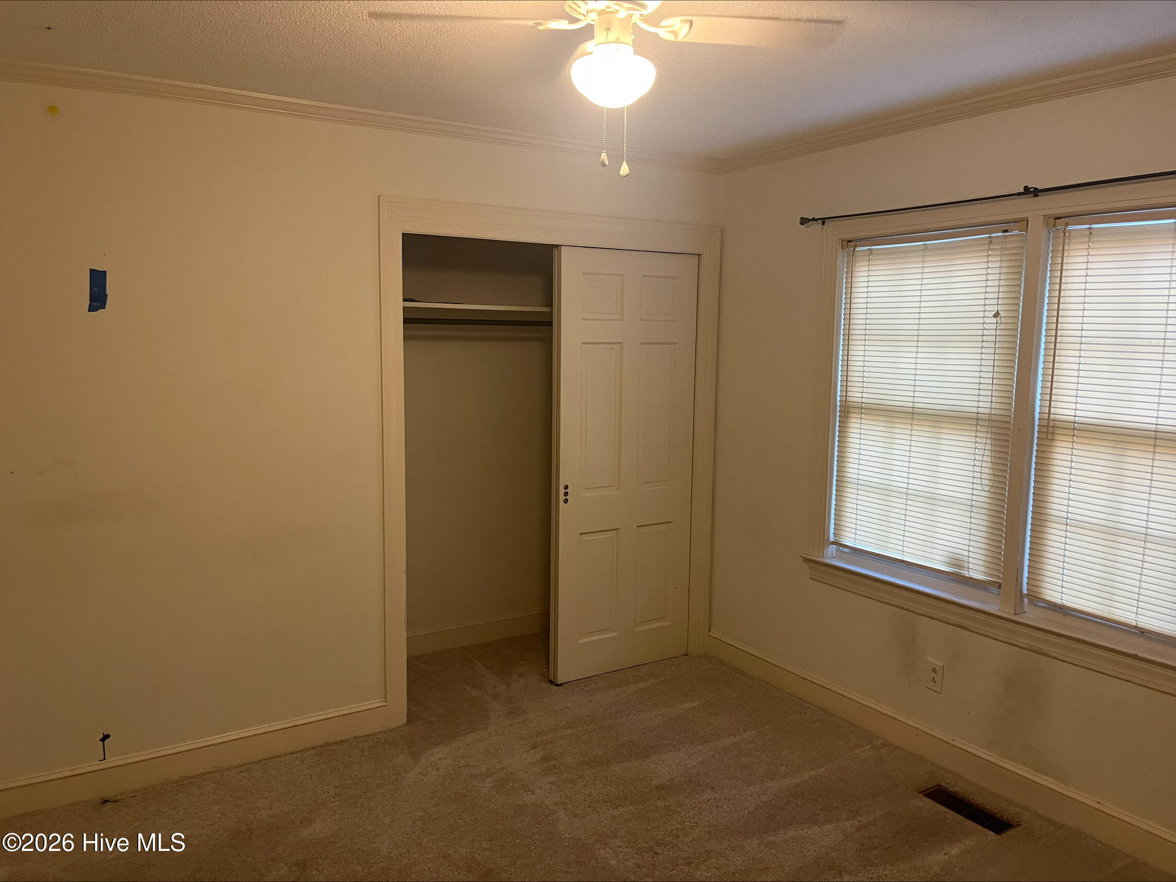 1214 S Wright Road Property Photo 10