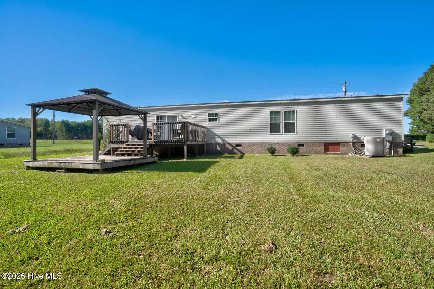 6985 Stokes Road Property Photo 27