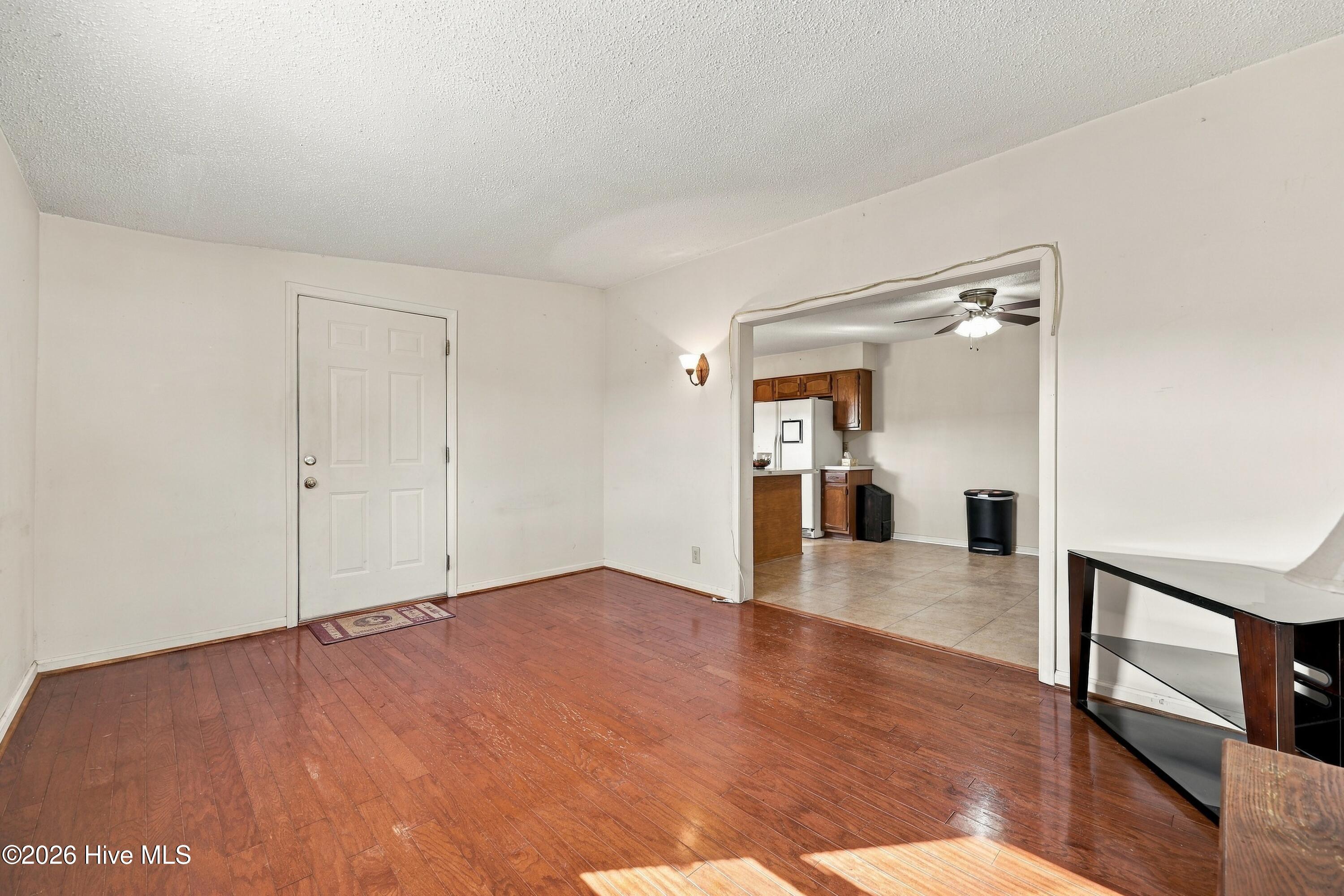 2299 Rolling Meadows Drive Property Photo 12