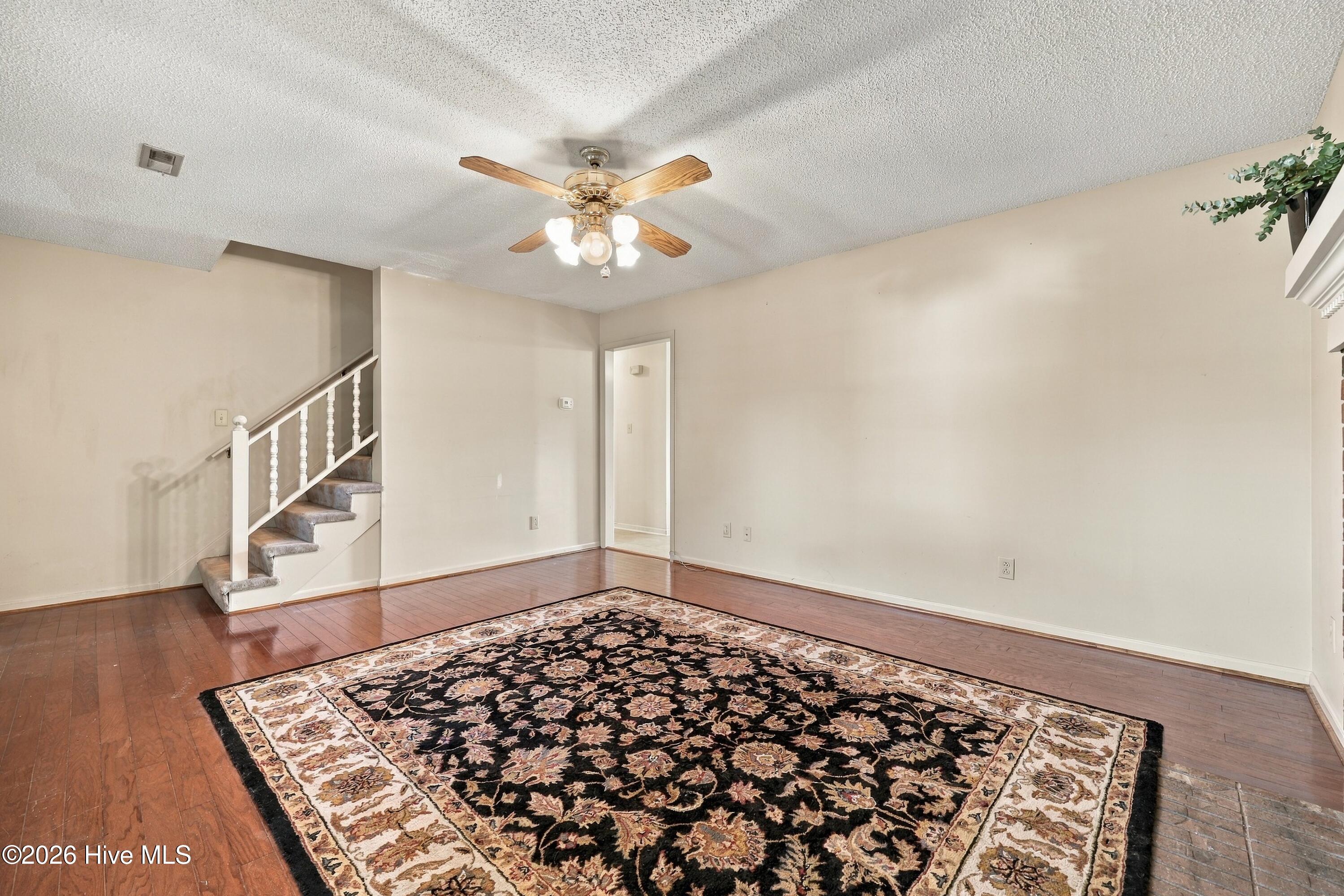 2299 Rolling Meadows Drive Property Photo 16