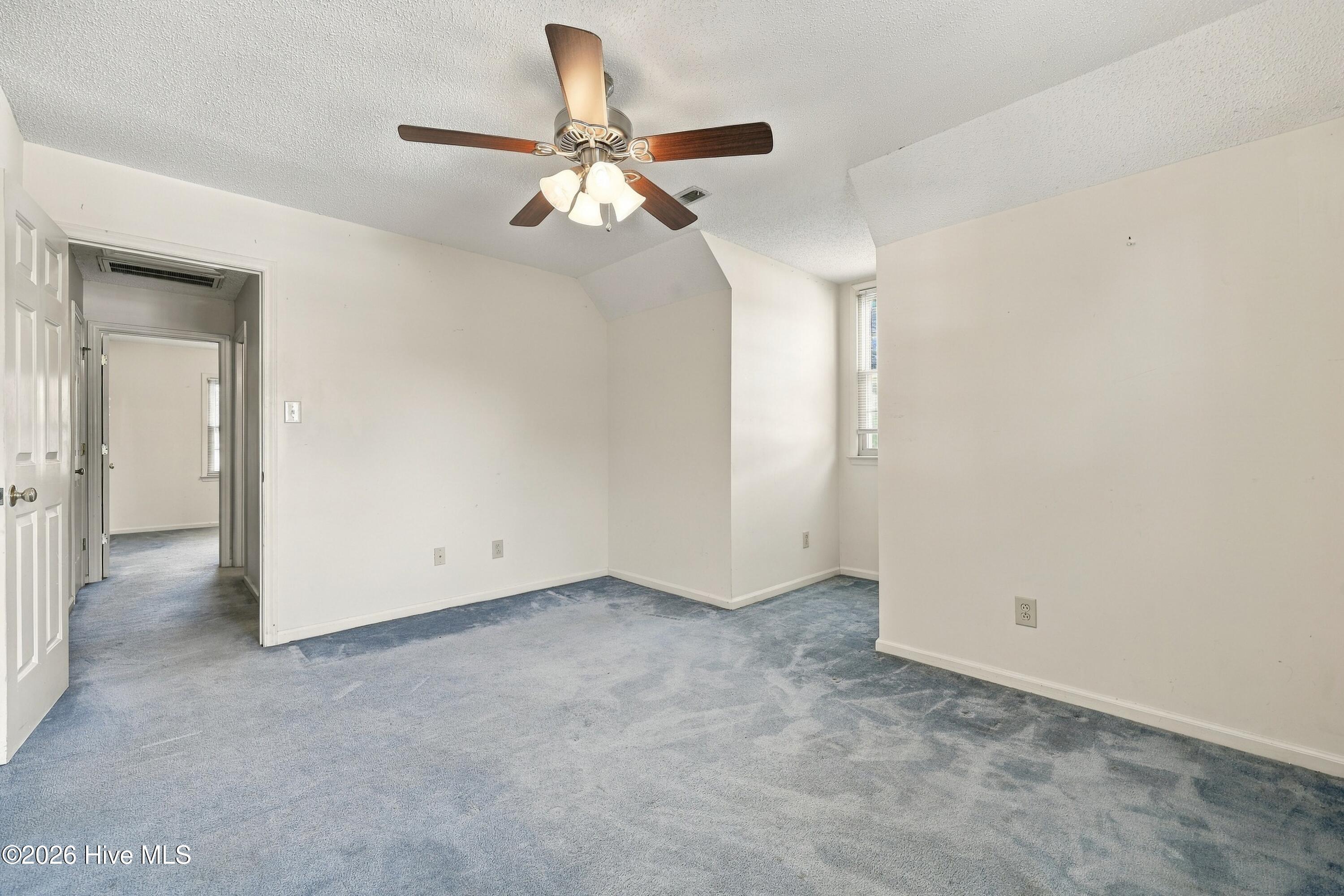 2299 Rolling Meadows Drive Property Photo 28