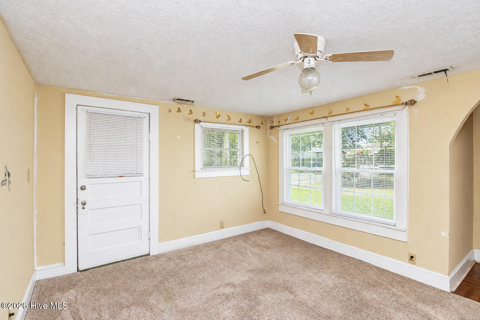 1601 Washington Street E Property Photo 7