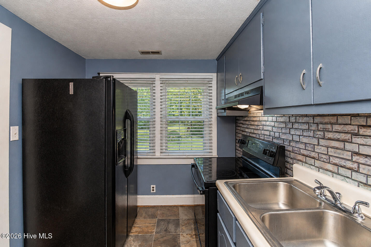 1601 Washington Street E Property Photo 10