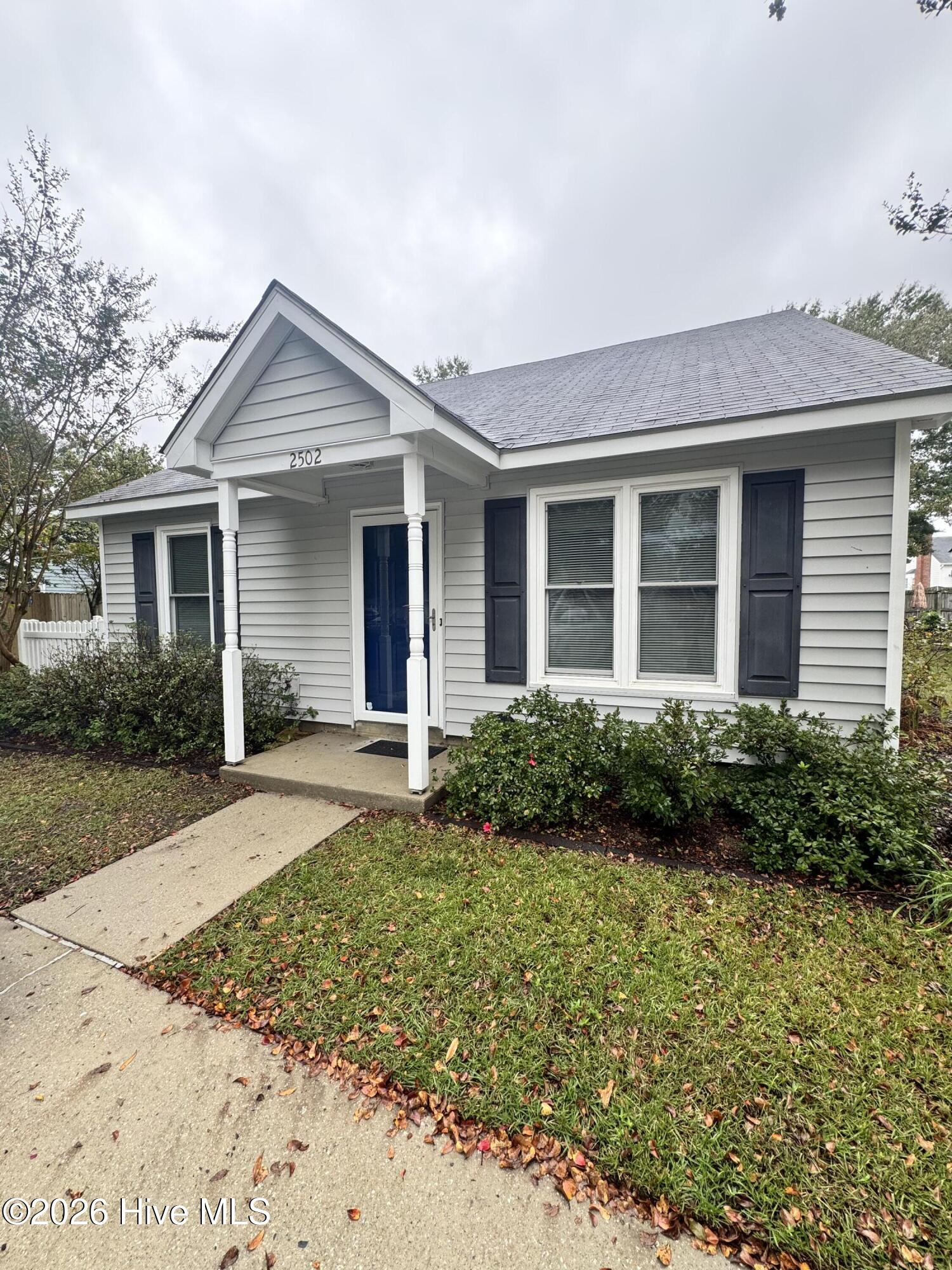 2502 Springlake Place N Property Photo 1