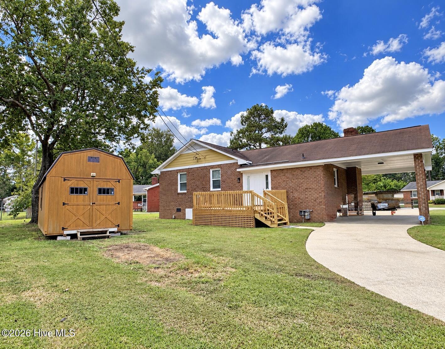101 Pickwick Court Property Photo 14