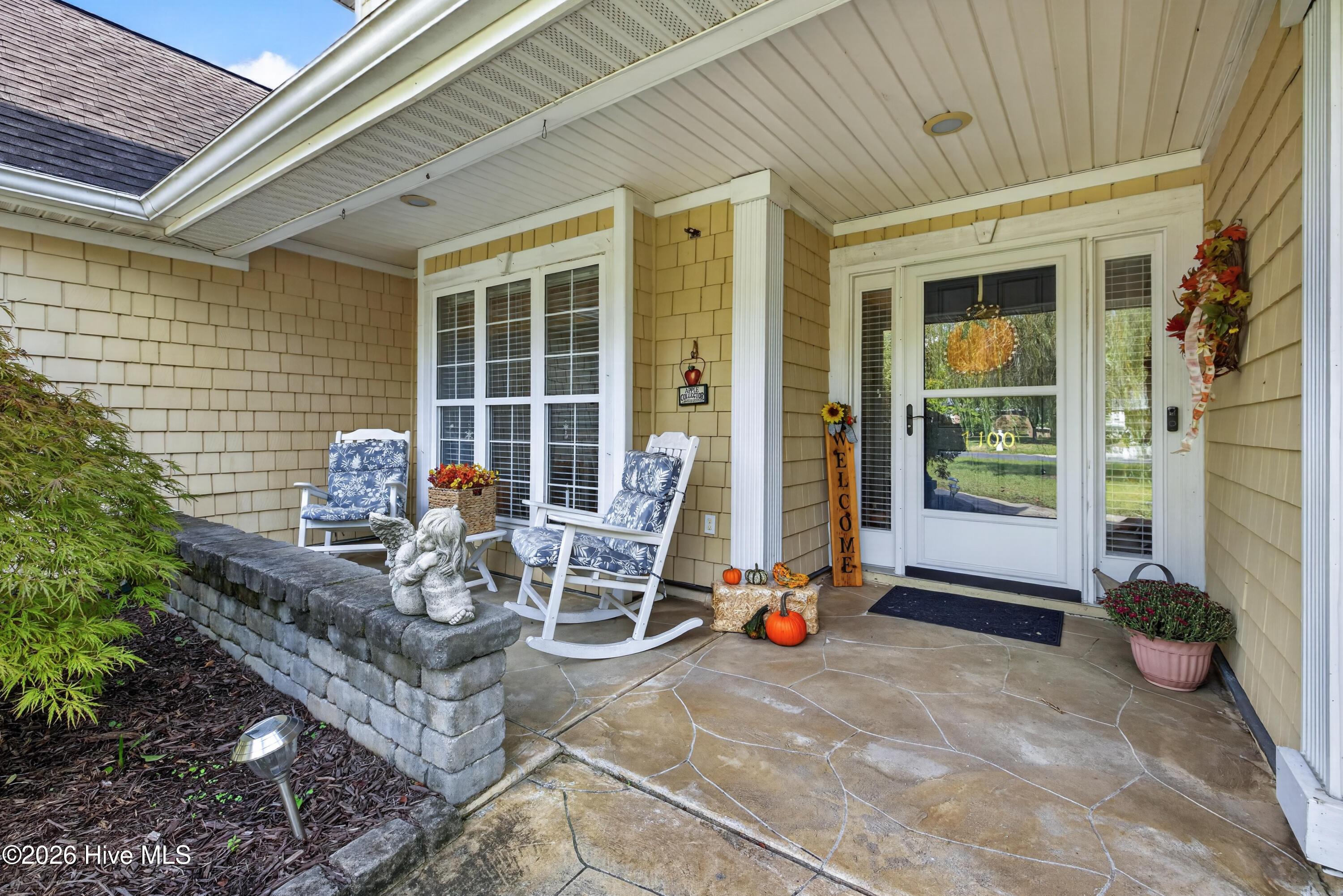 7100 Crabwalk Court Property Photo 4
