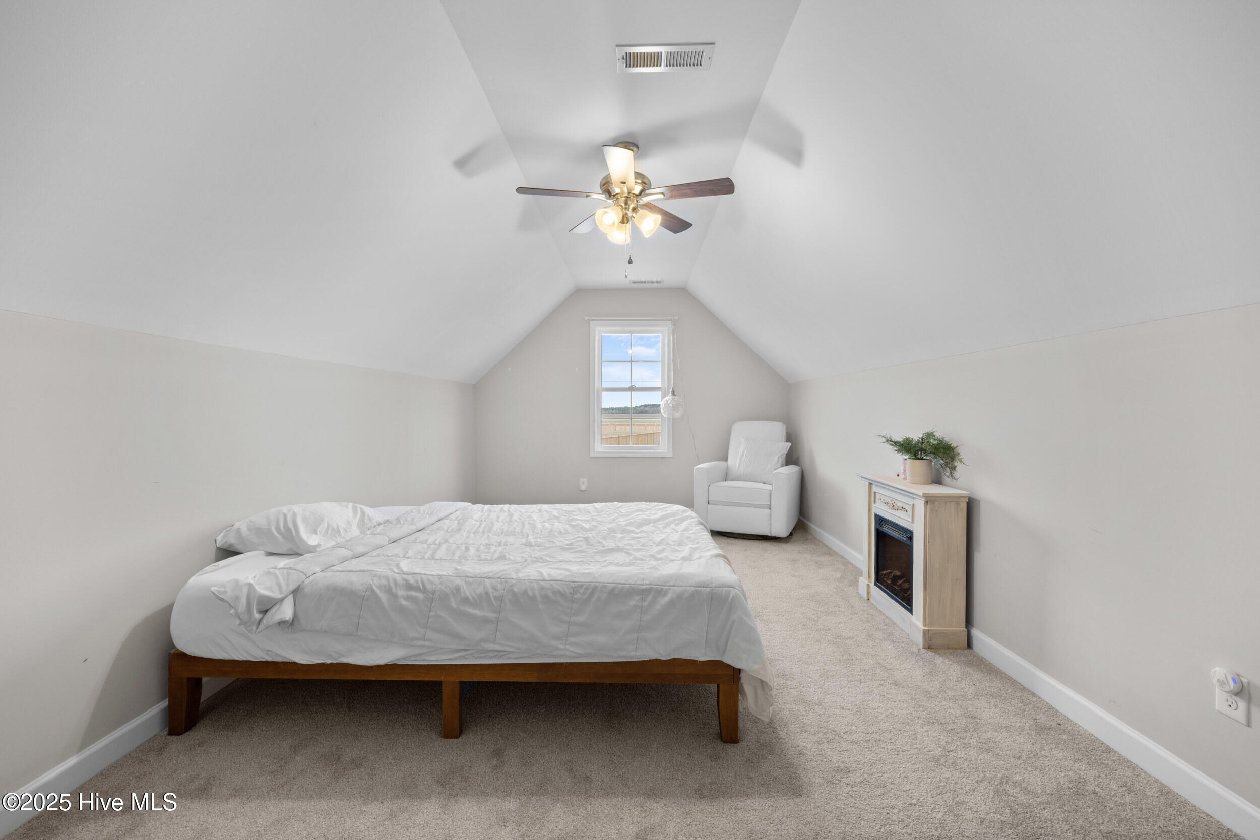 105 Cherry Ridge Court Property Photo 10