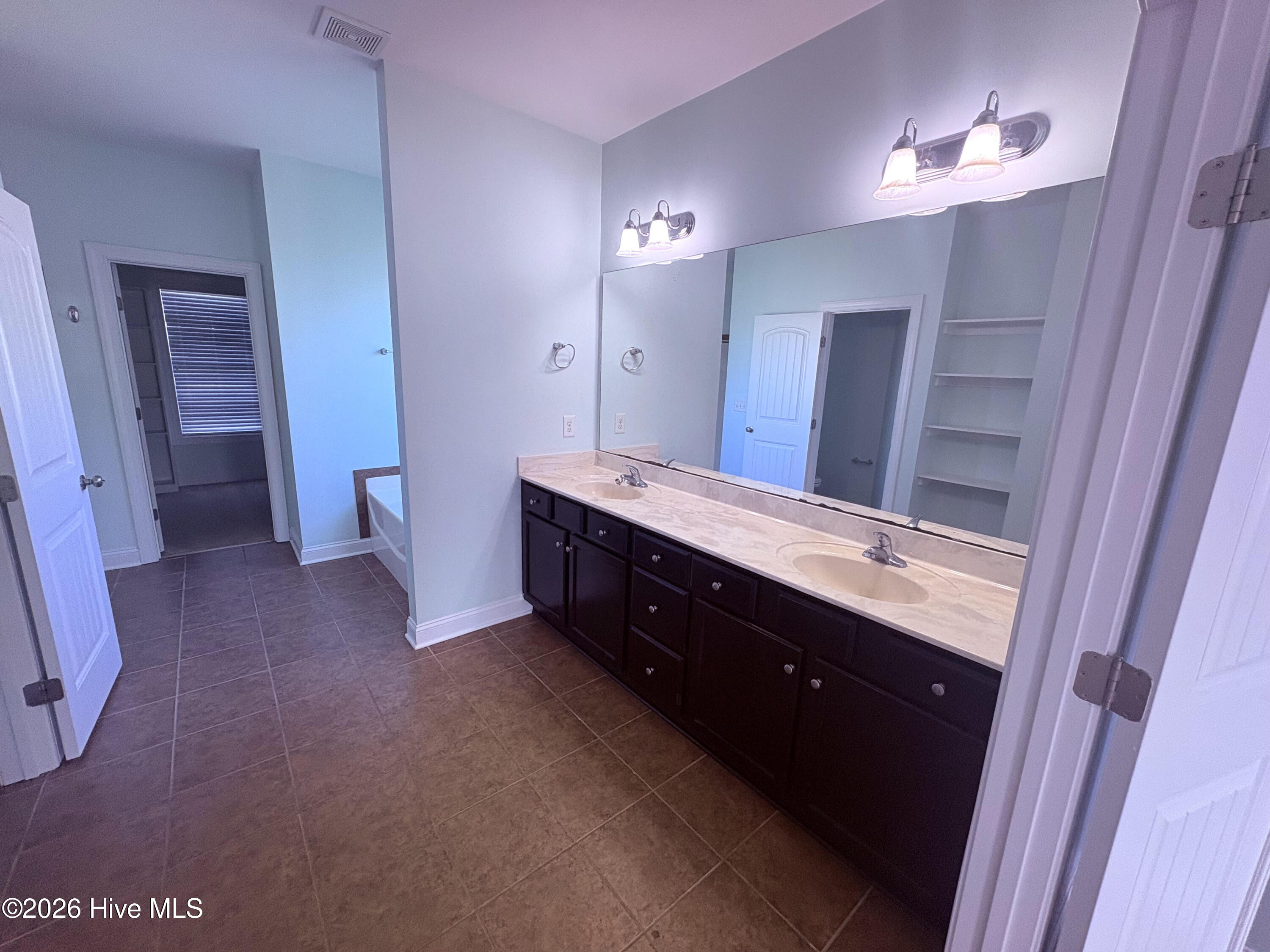 418 Oldtowne Street Property Photo 24