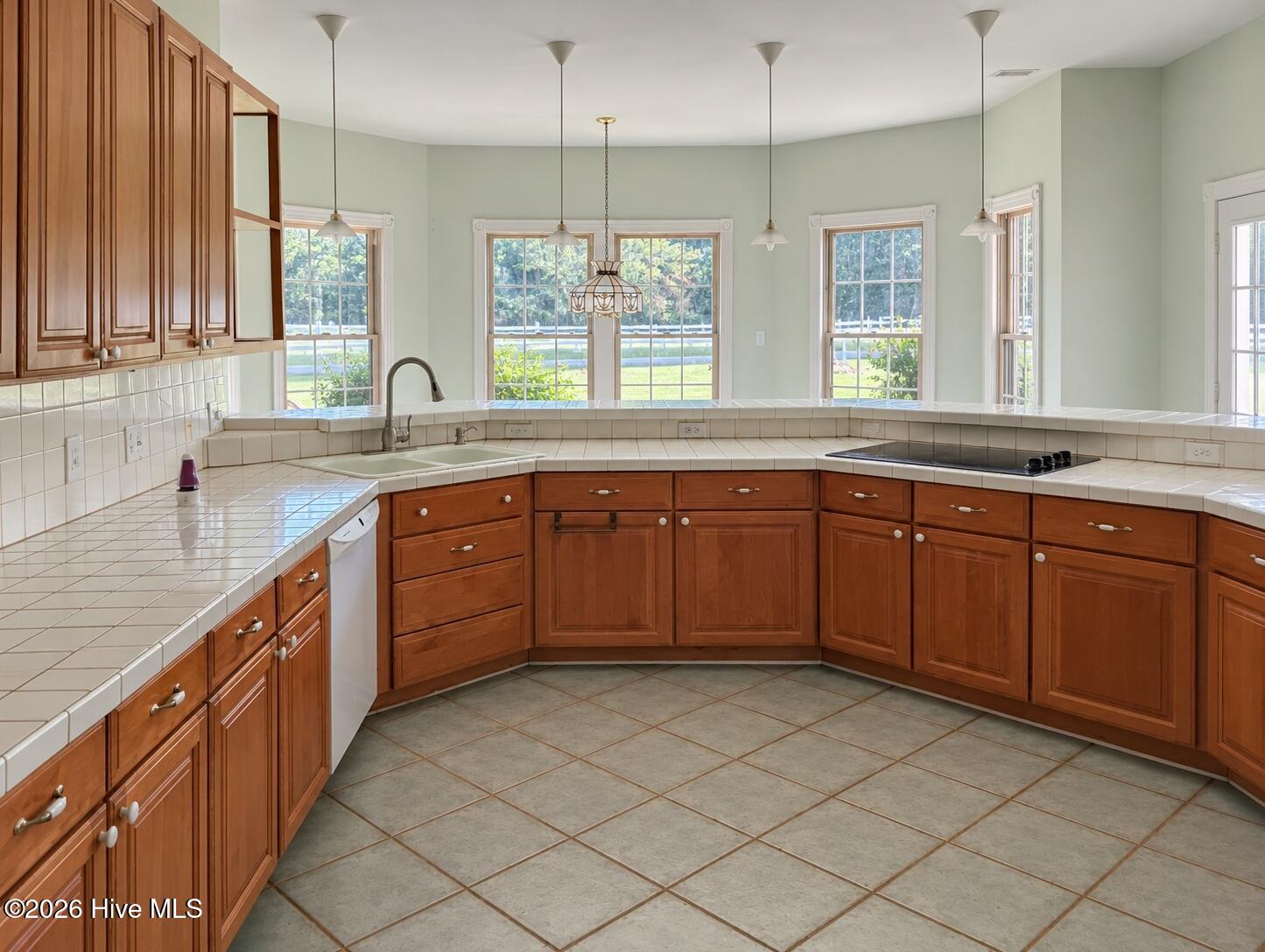 129 Riverwood Court Property Photo 7