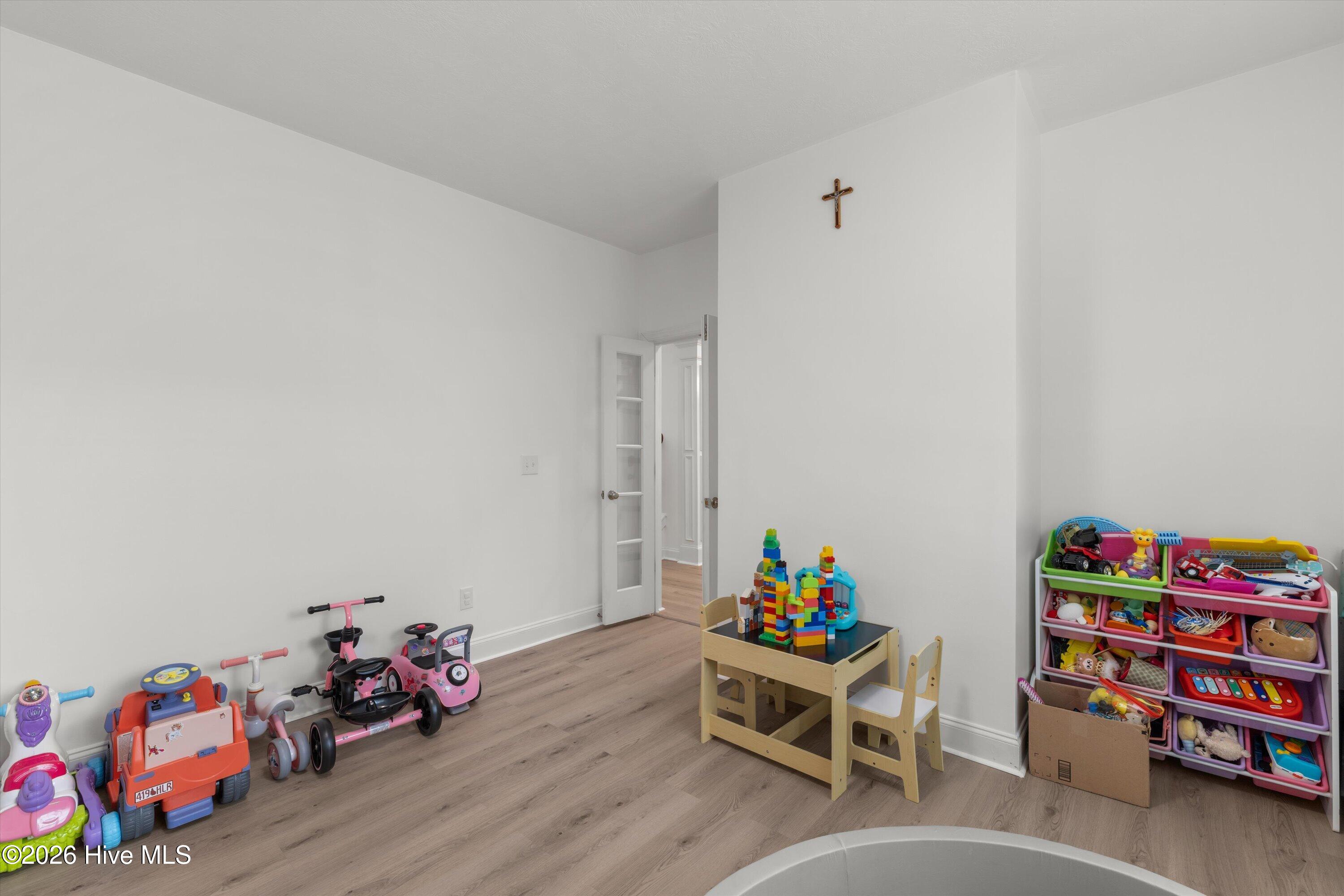 7215 Hoffman Drive Property Photo 8