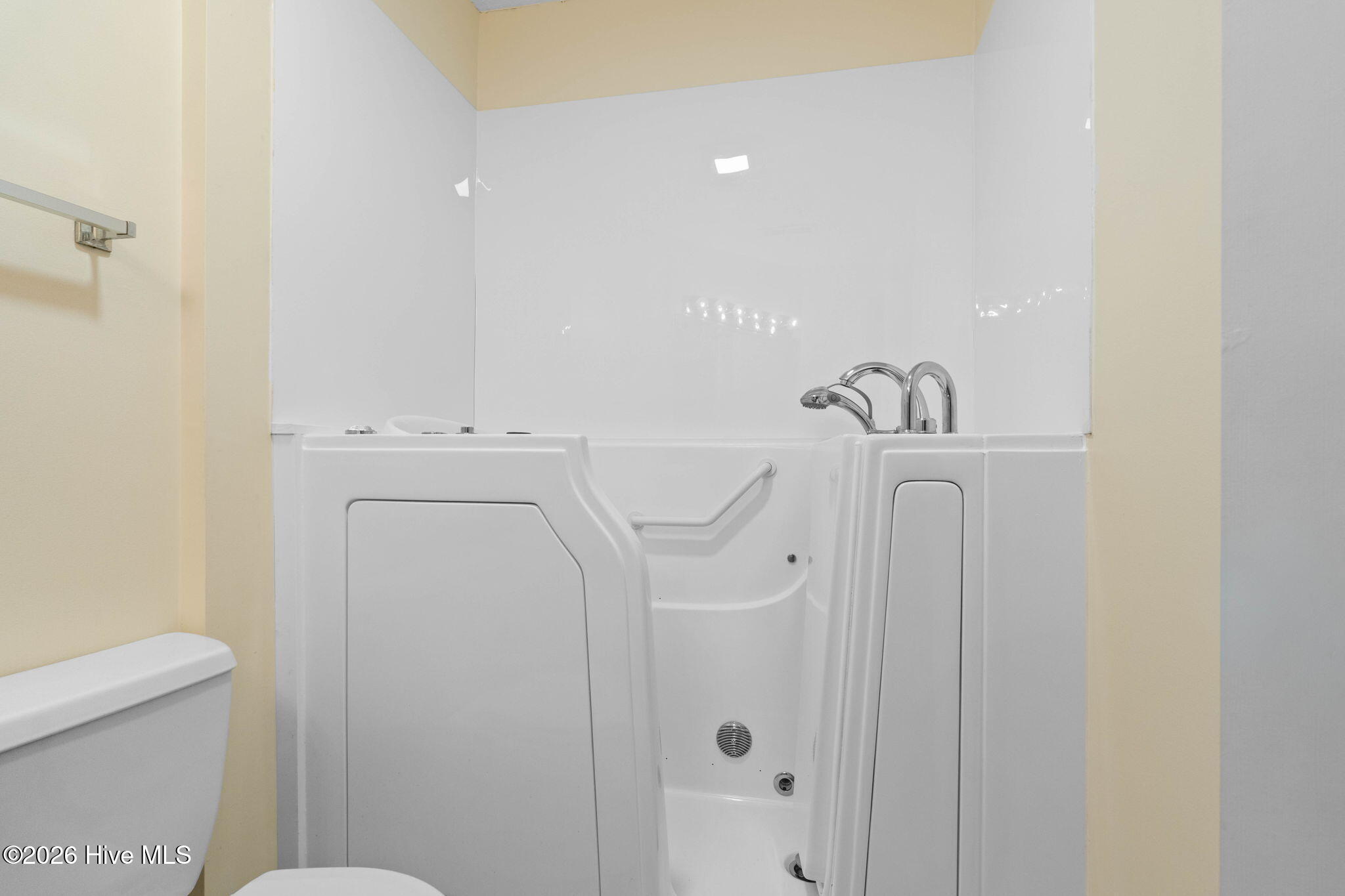 37 Gate 6 Property Photo 30