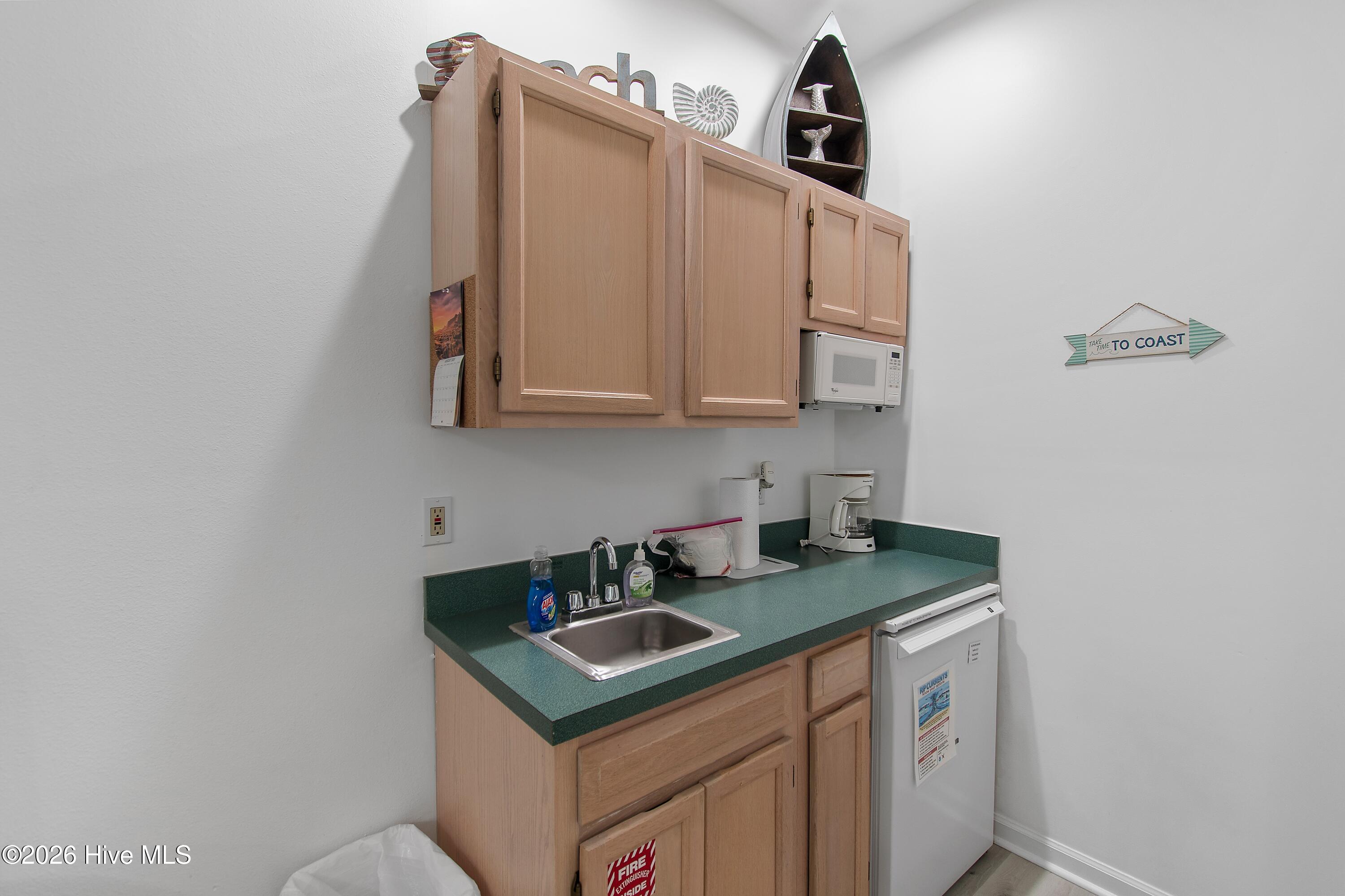 214 Kings Trail # B Property Photo 32