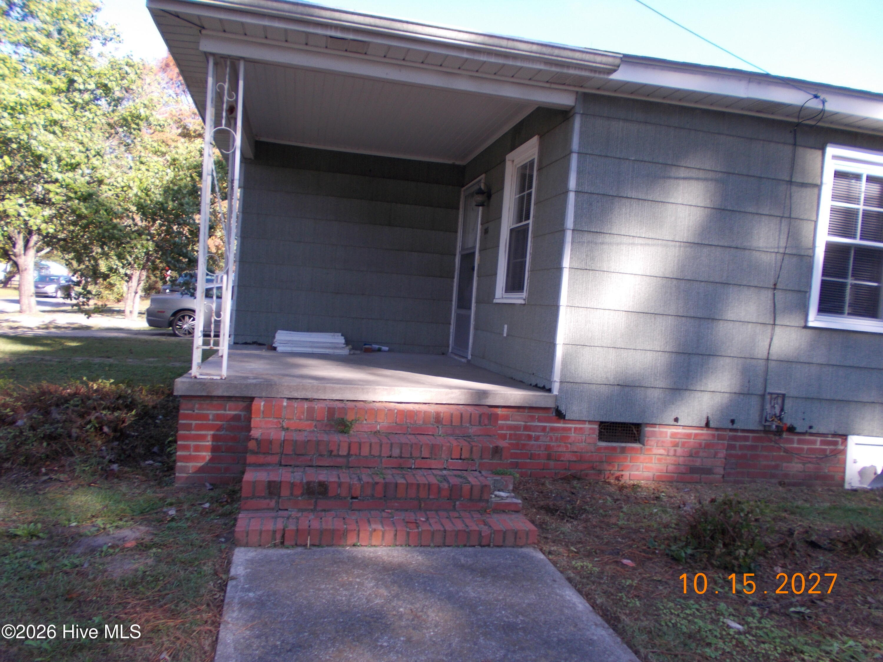 805 Sycamore Avenue Property Photo 7