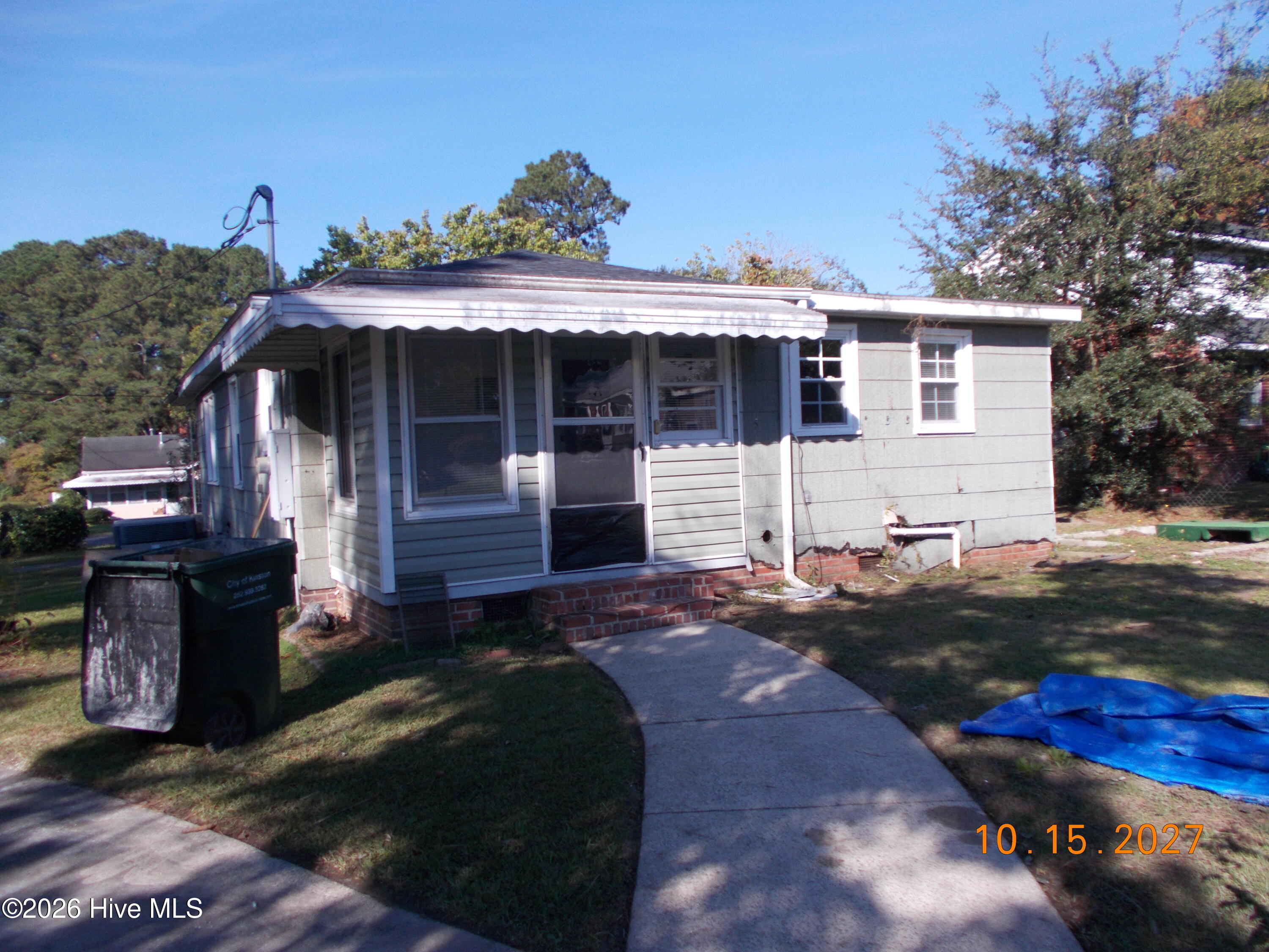 805 Sycamore Avenue Property Photo 8