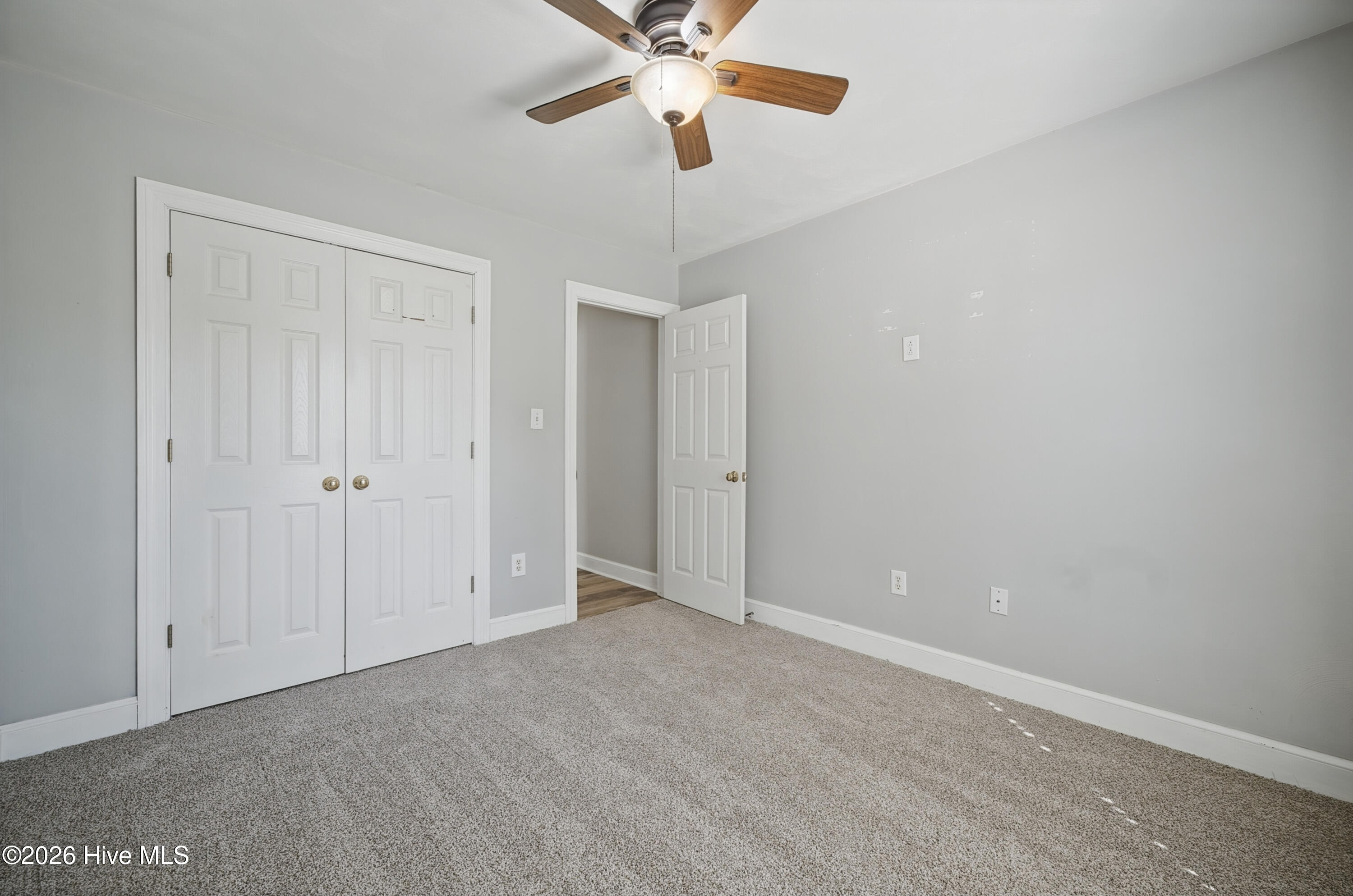 106 Elizabeth Circle Property Photo 15