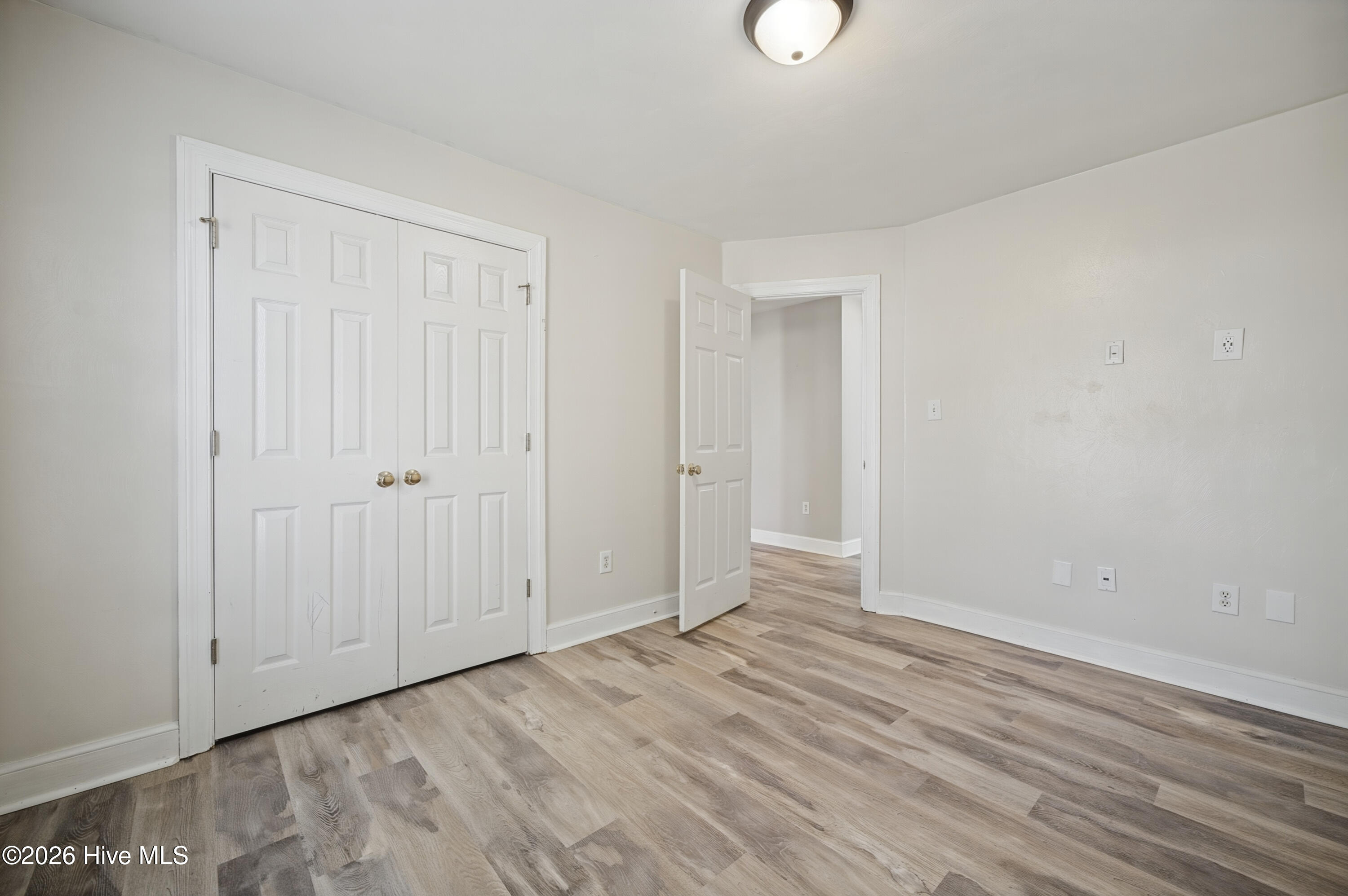 106 Elizabeth Circle Property Photo 18