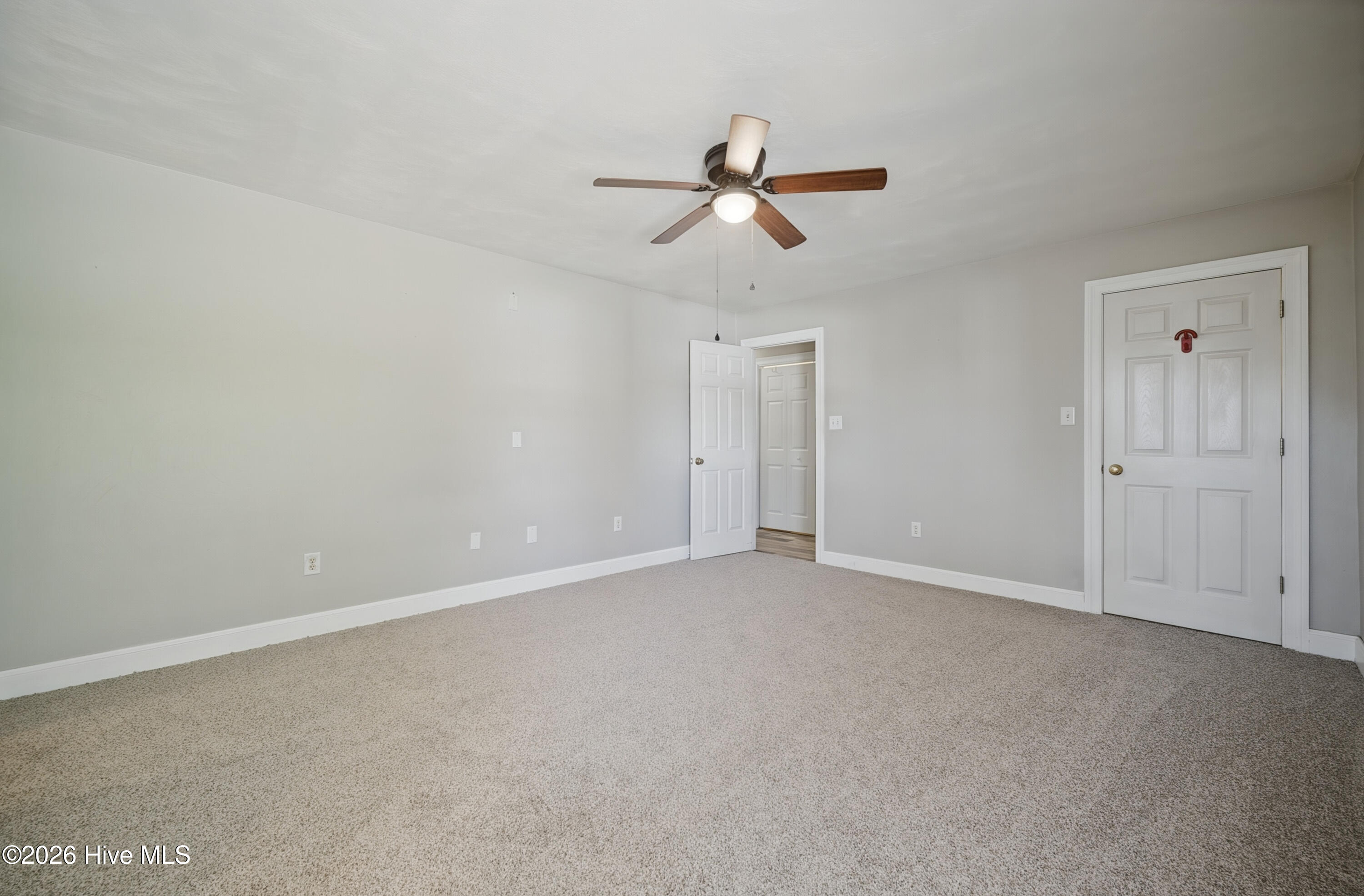 106 Elizabeth Circle Property Photo 20