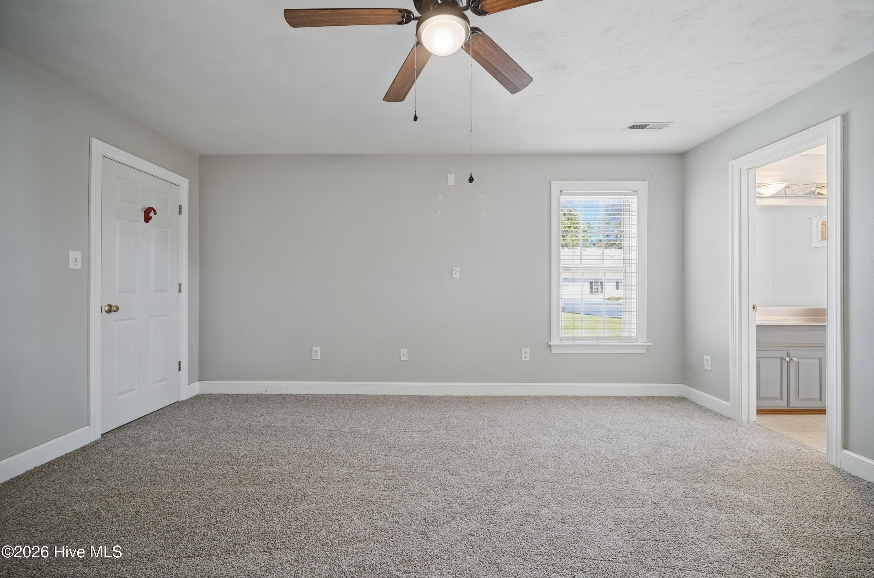 106 Elizabeth Circle Property Photo 21