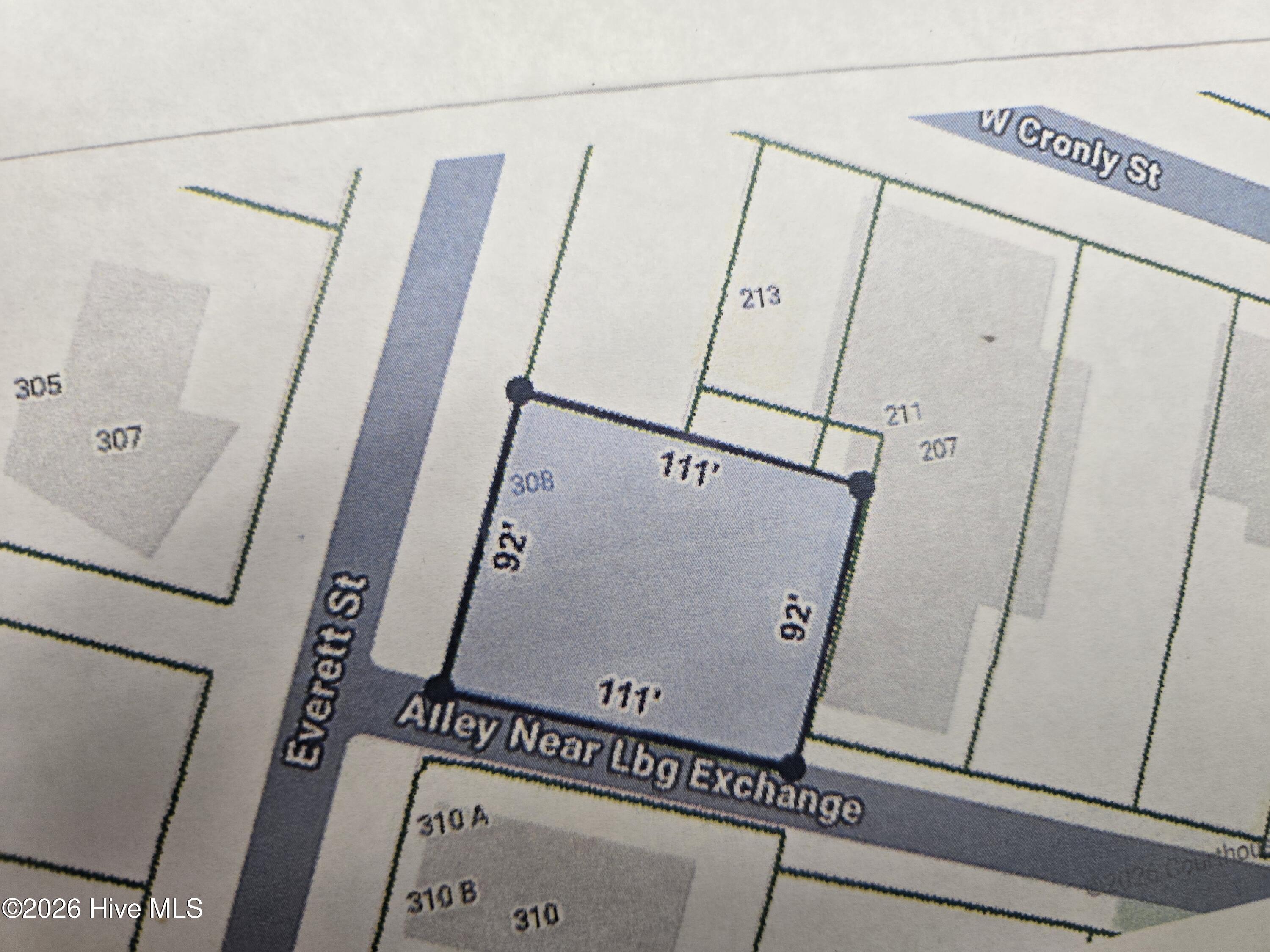 308 Everett Street Property Photo 1