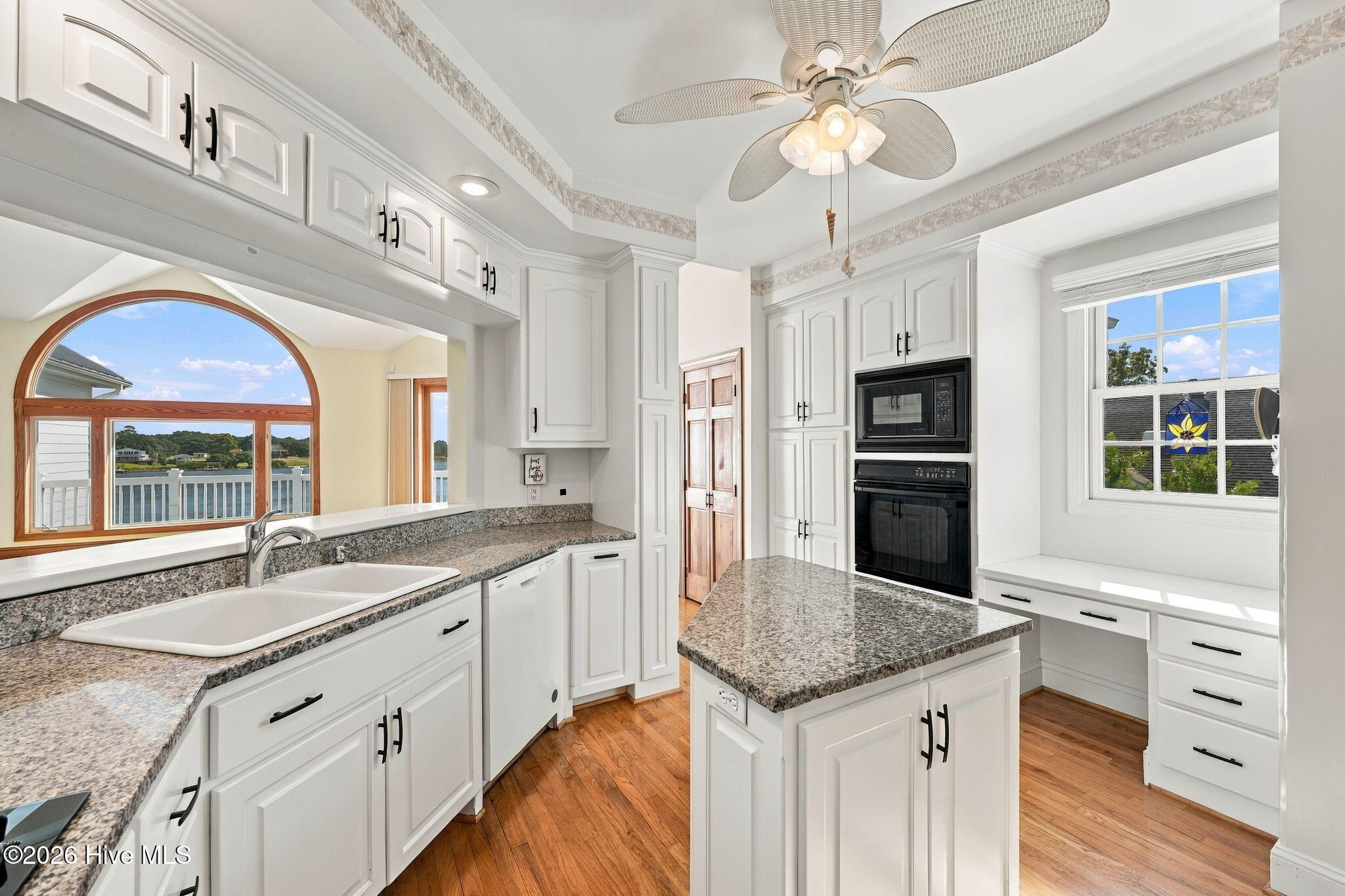 526 Ballast Point Road Property Photo 15