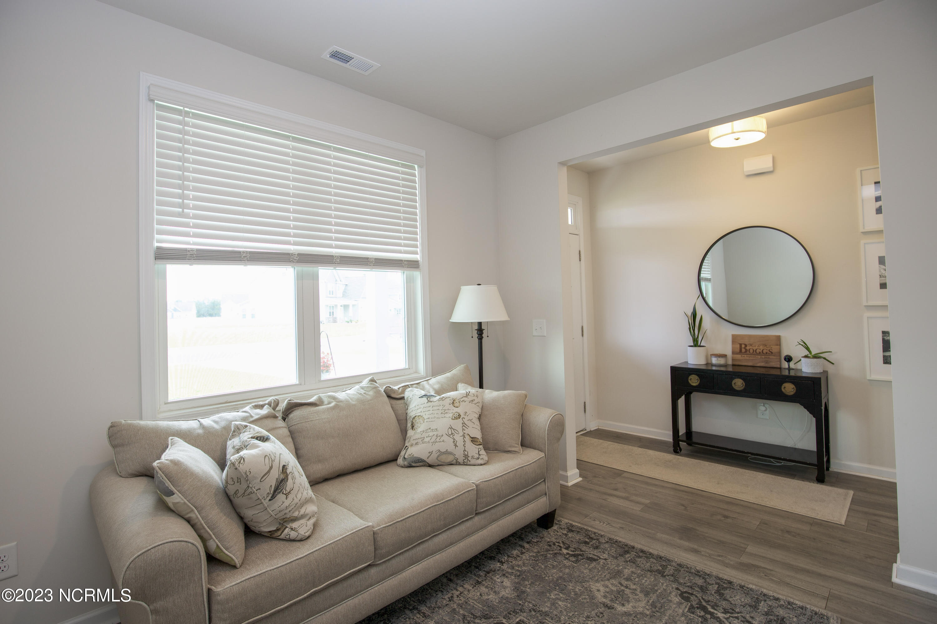 402 Summer Wind Way Property Photo 10