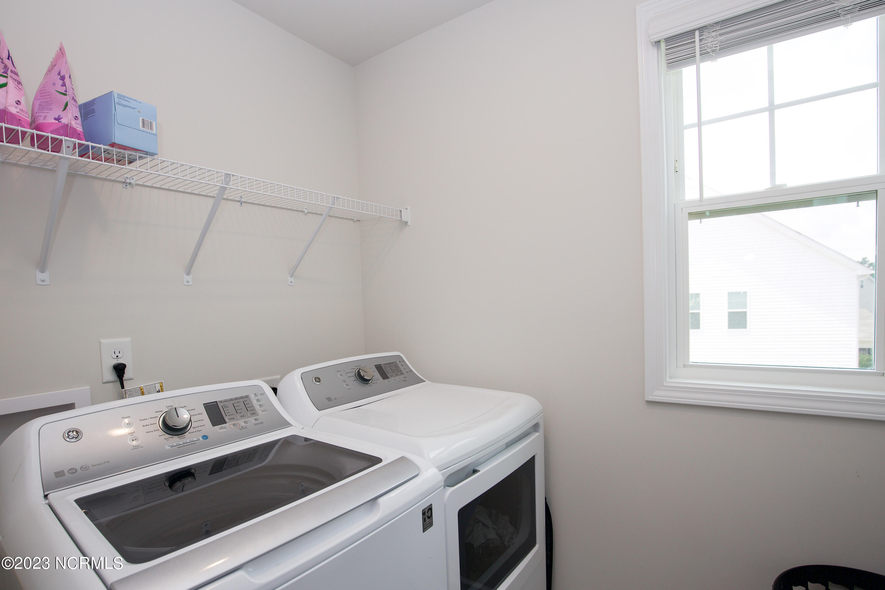 402 Summer Wind Way Property Photo 39