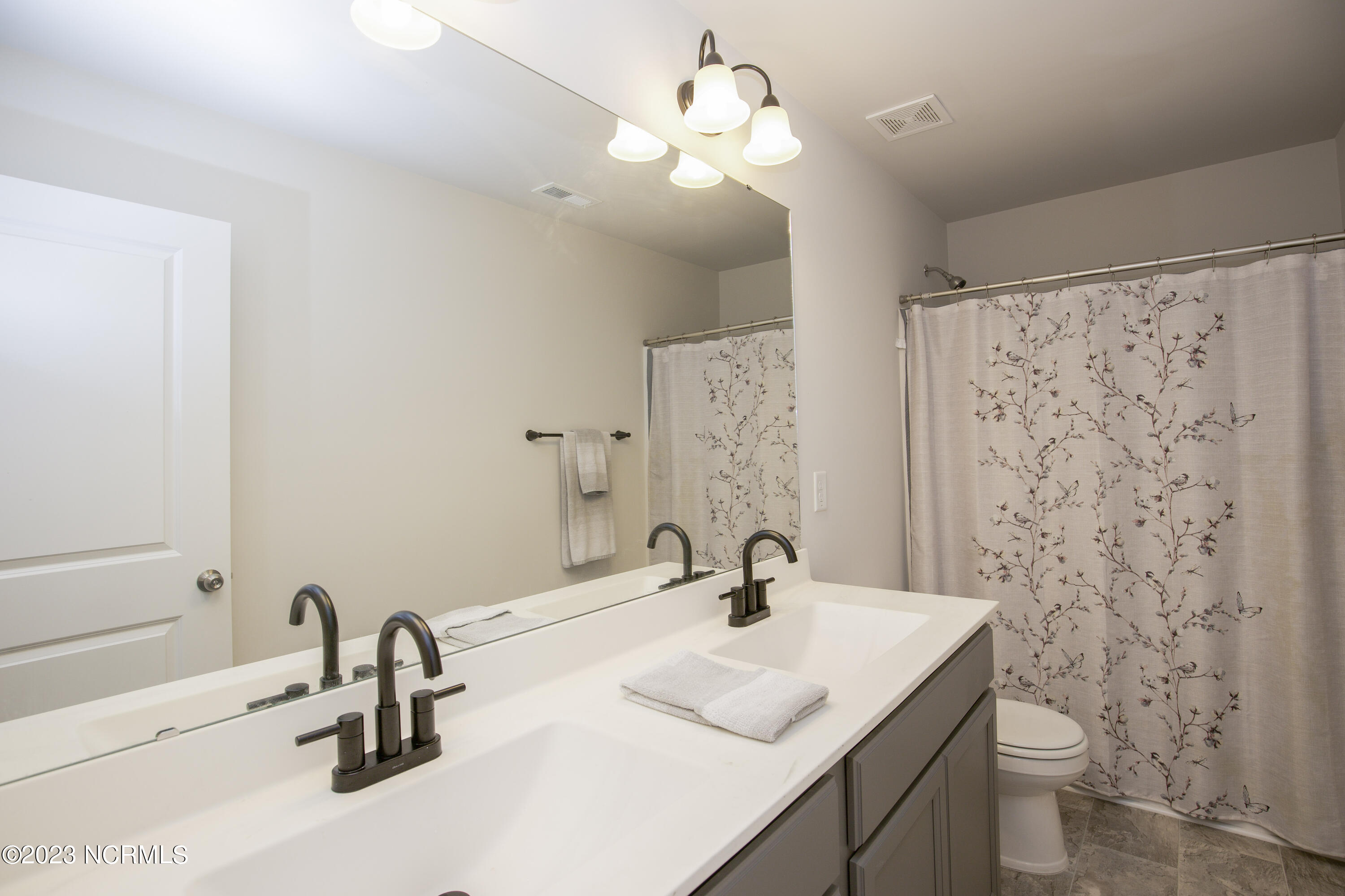 402 Summer Wind Way Property Photo 43