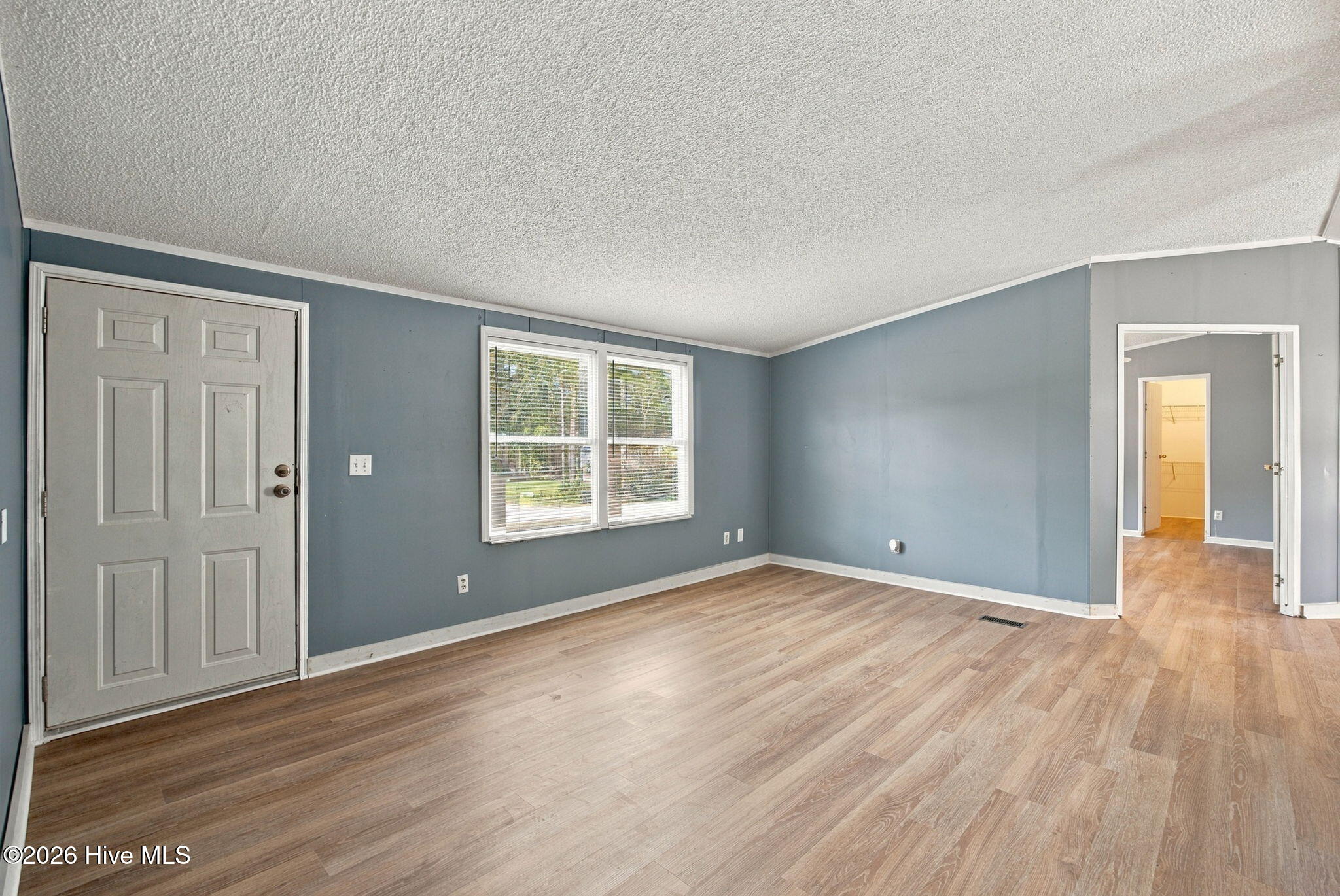 173 Bellhammon Forest Drive Property Photo 3