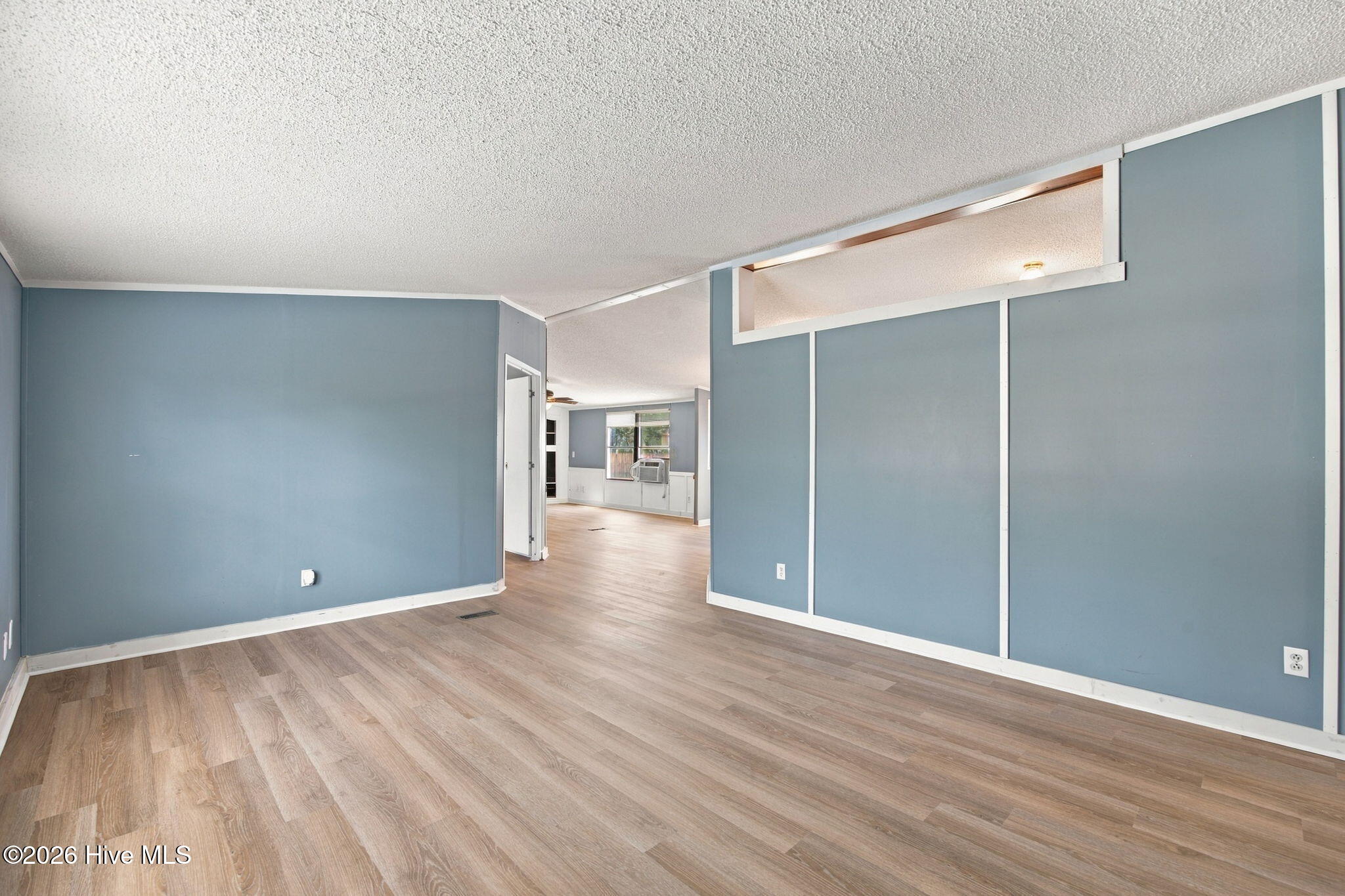173 Bellhammon Forest Drive Property Photo 4