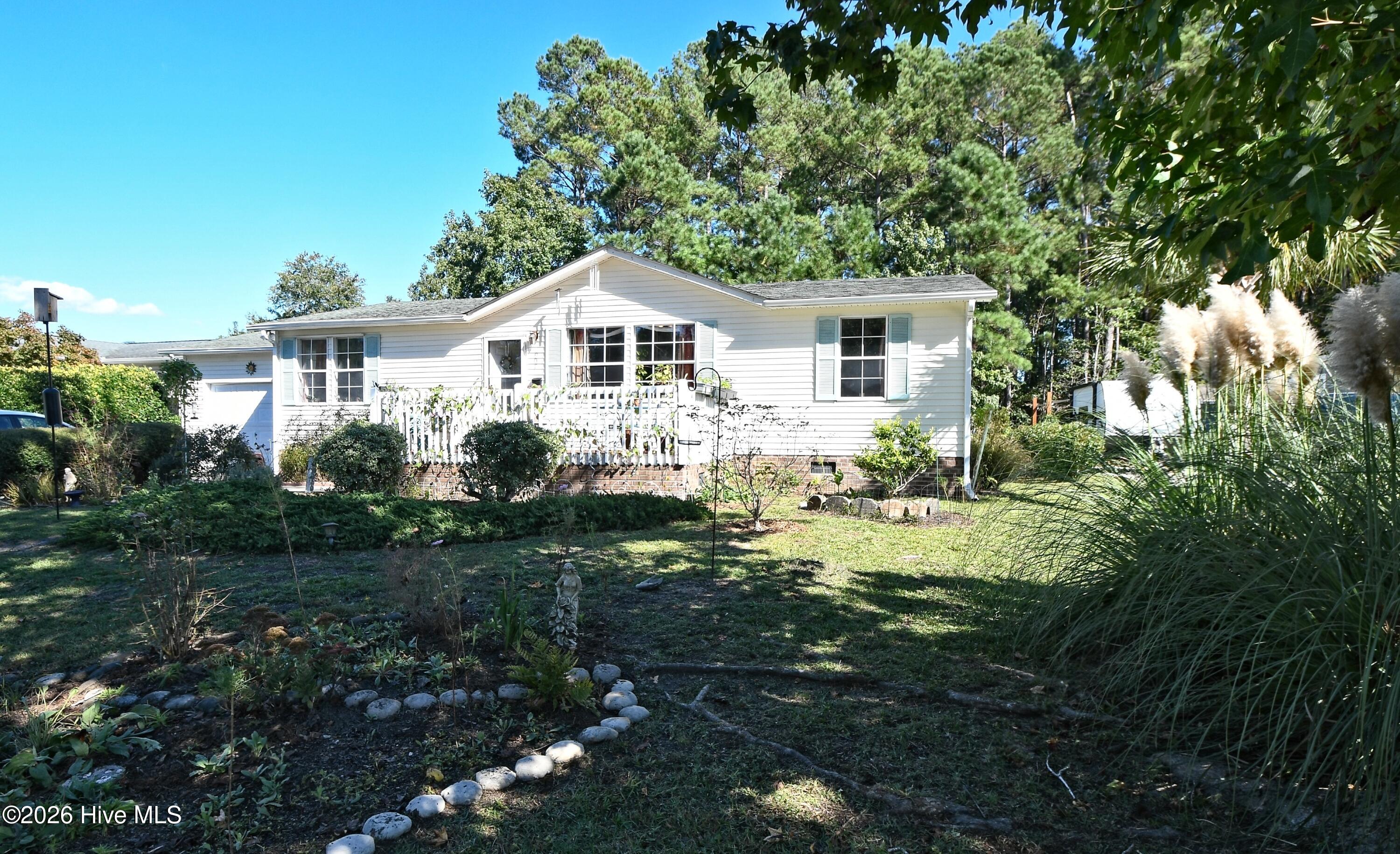 907 Palmer Drive Property Photo 1