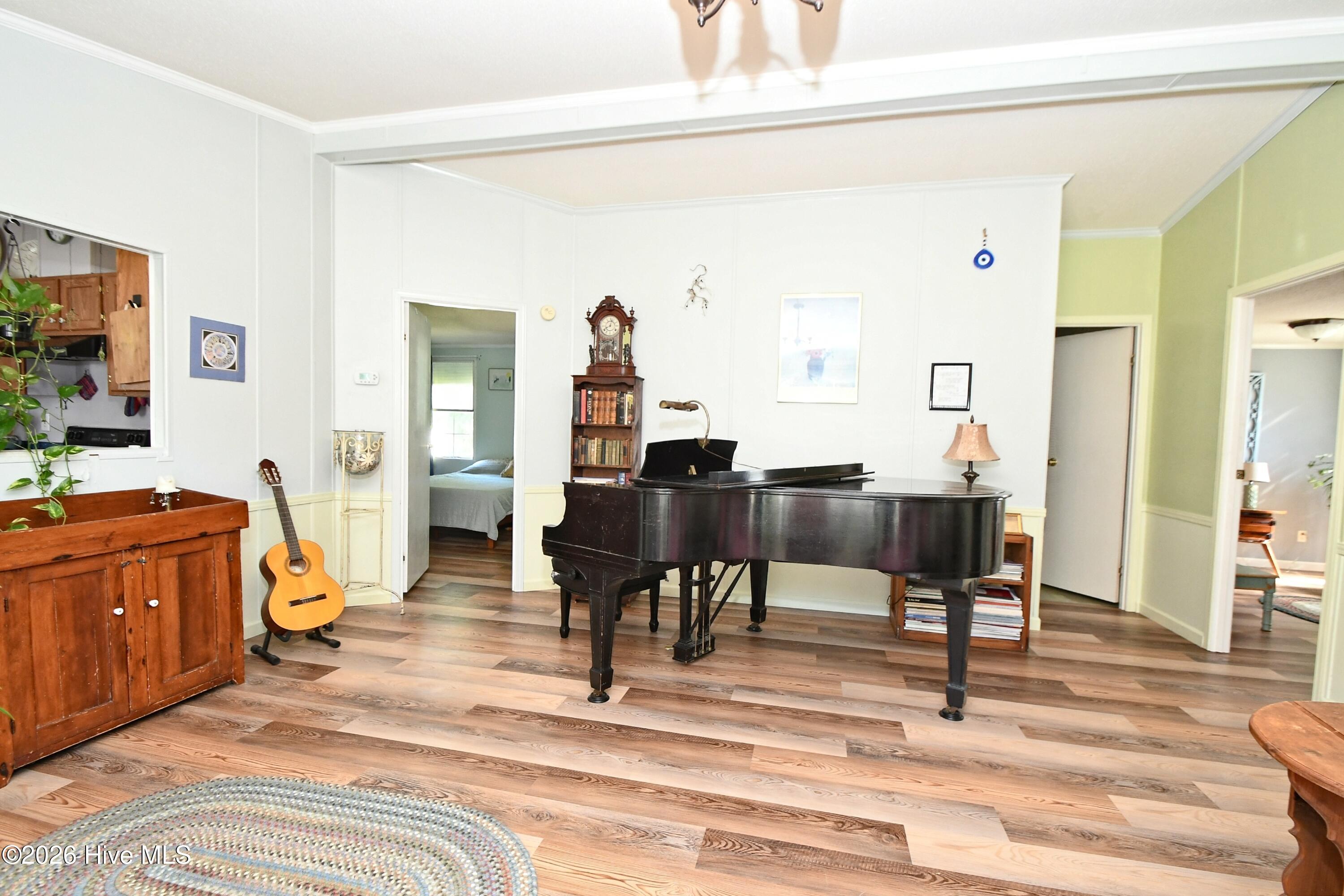 907 Palmer Drive Property Photo 6