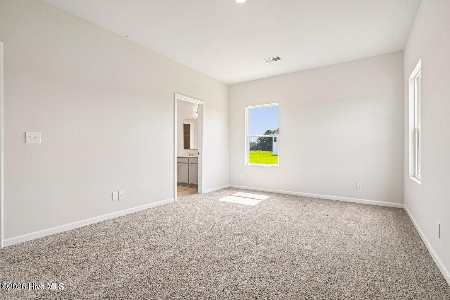 102 Hayes Drive Property Photo 6