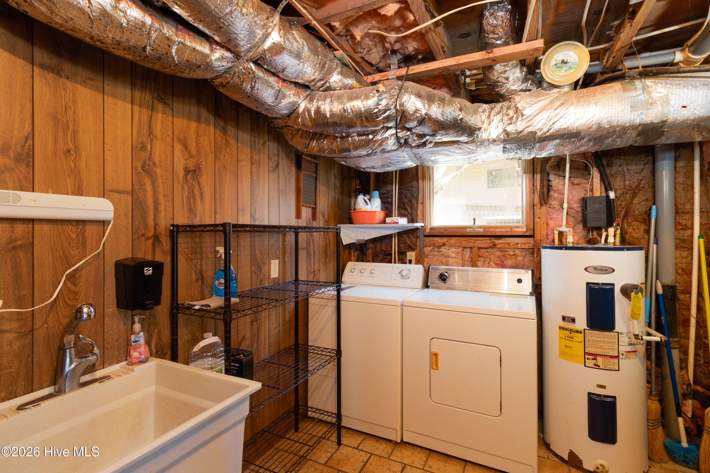 528 Surfside Drive Property Photo 17