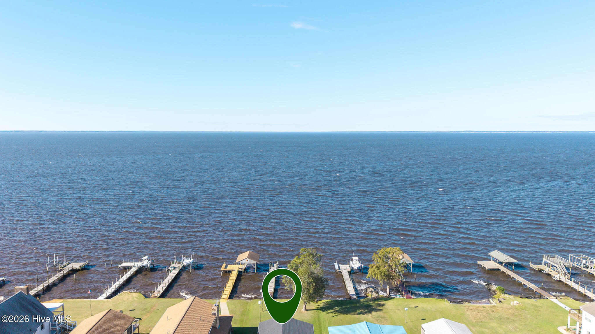 528 Surfside Drive Property Photo 28