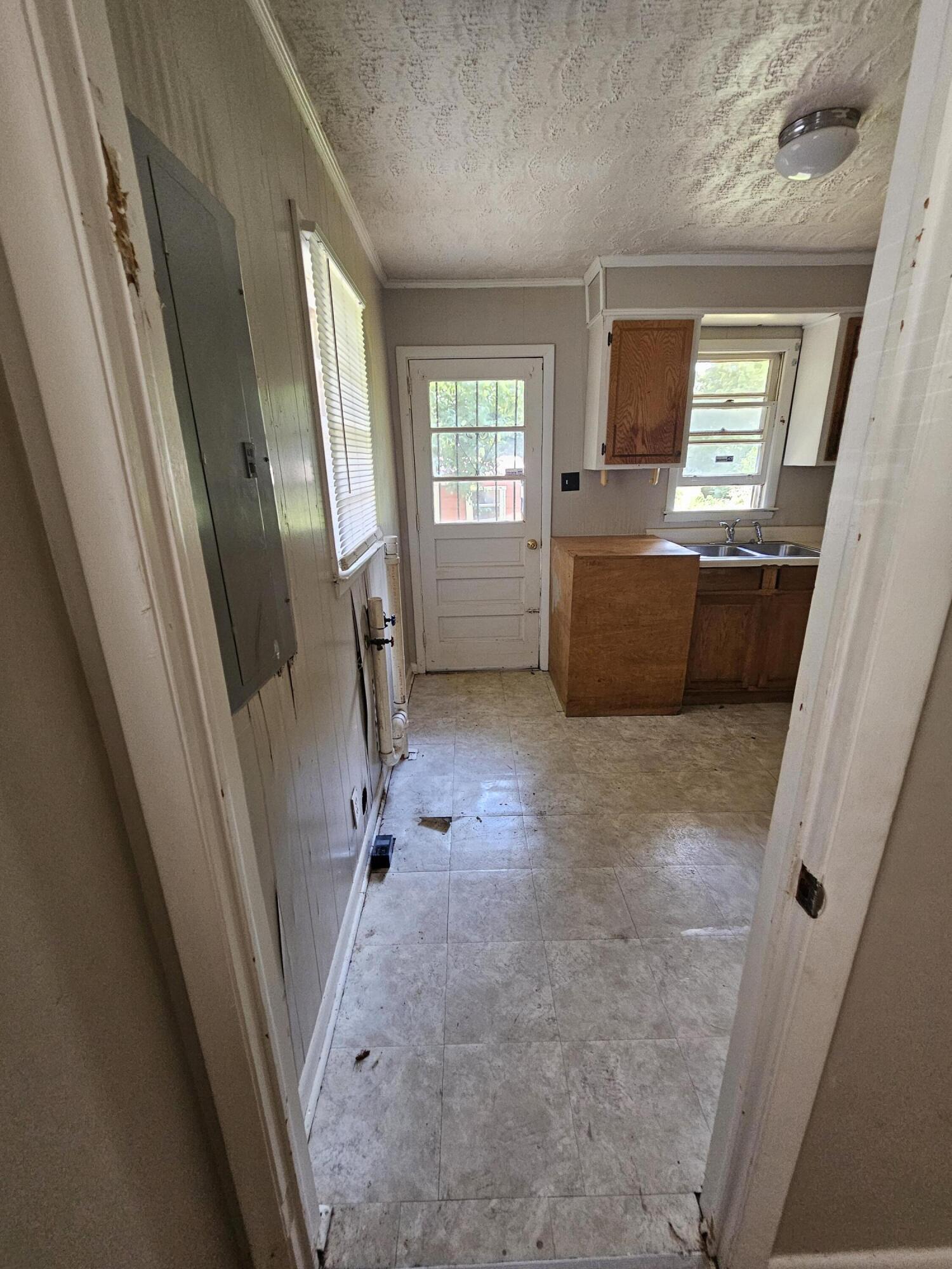 264 Japonica Avenue Property Photo 9
