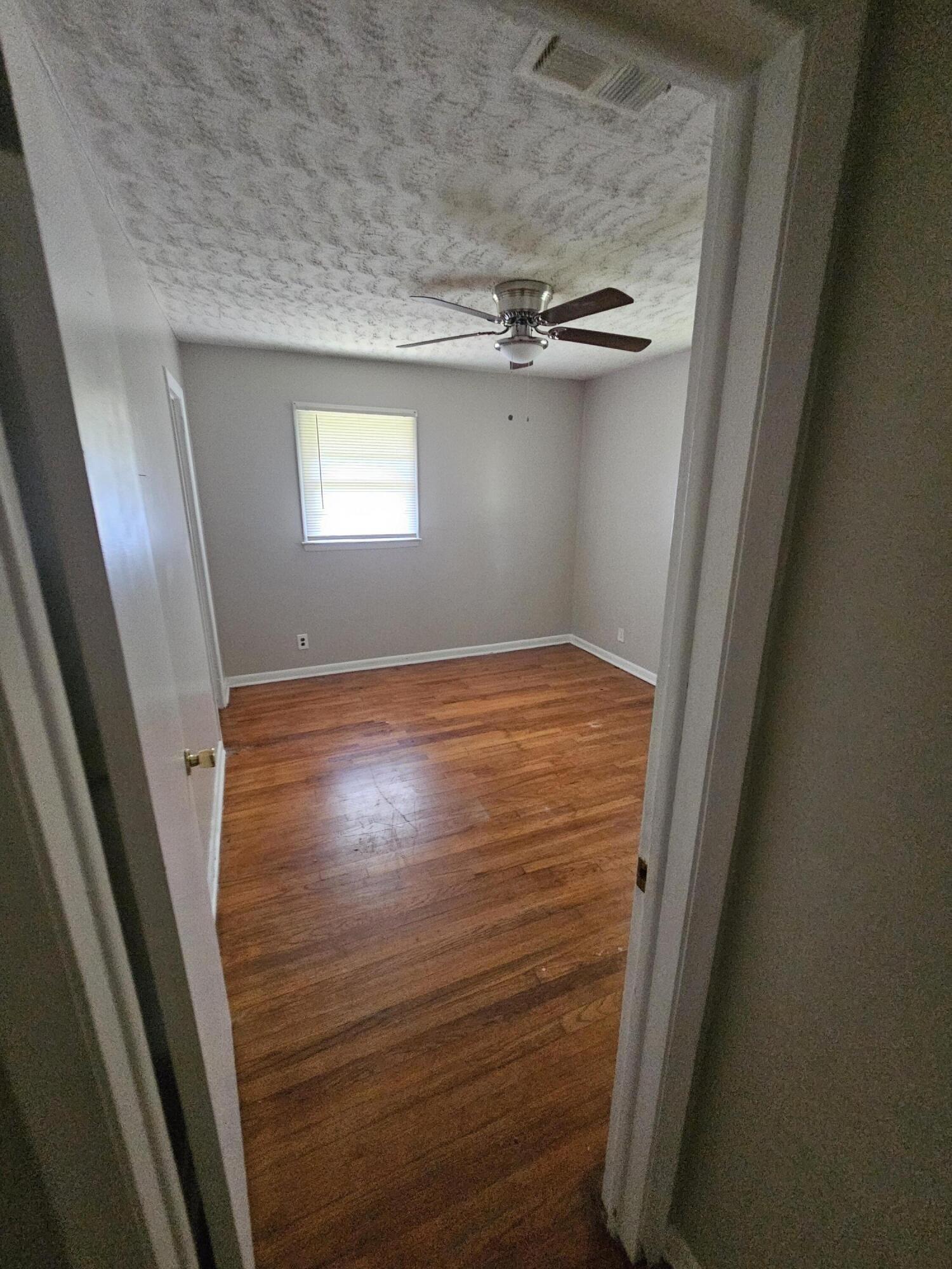 264 Japonica Avenue Property Photo 18