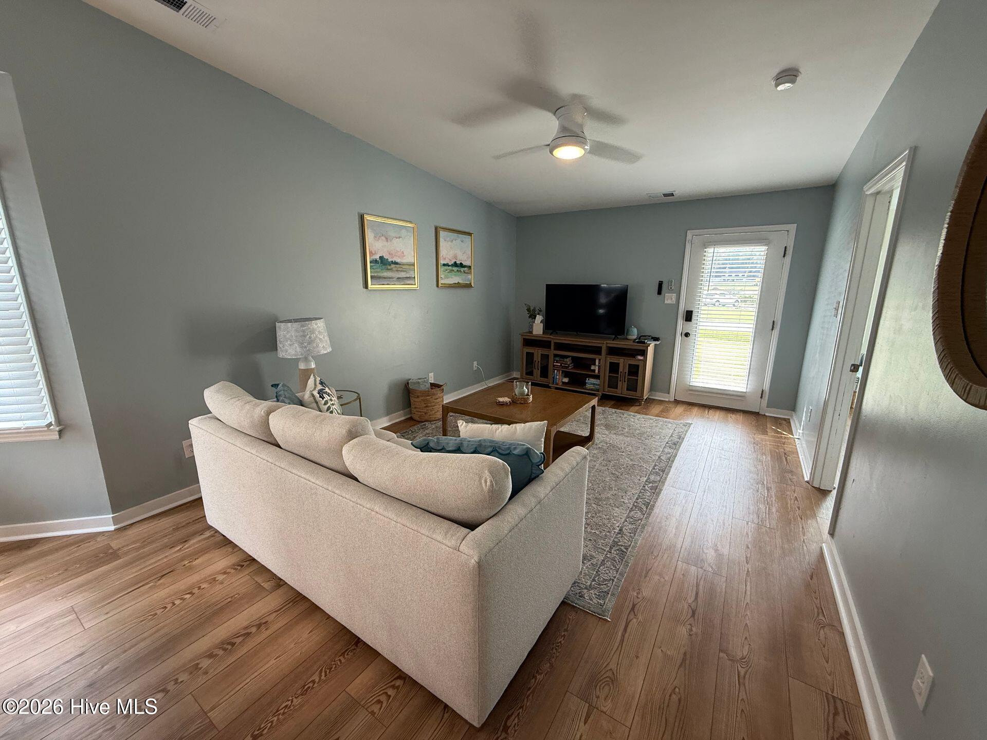 200 Lakeside Drive Property Photo 3