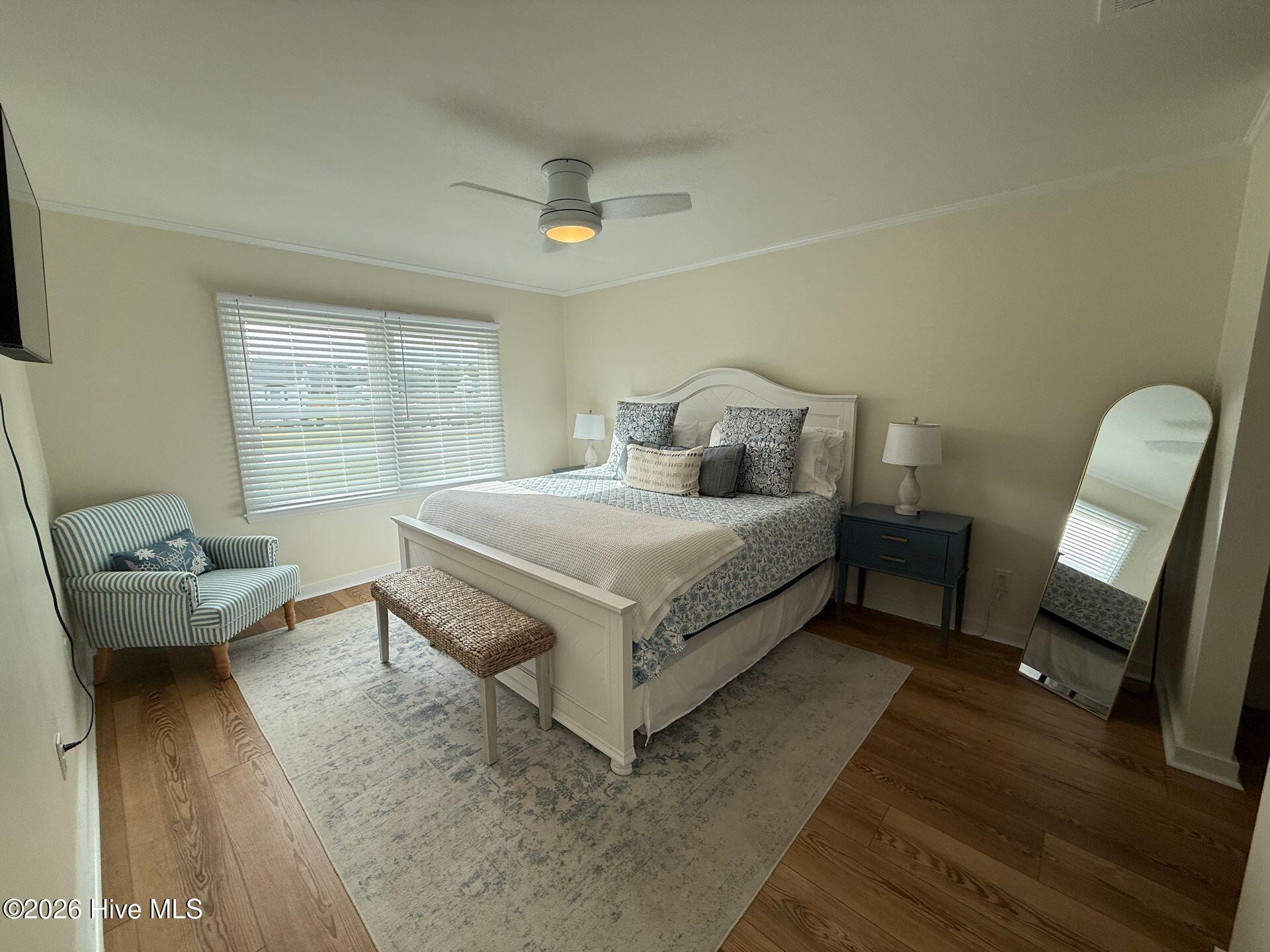 200 Lakeside Drive Property Photo 6